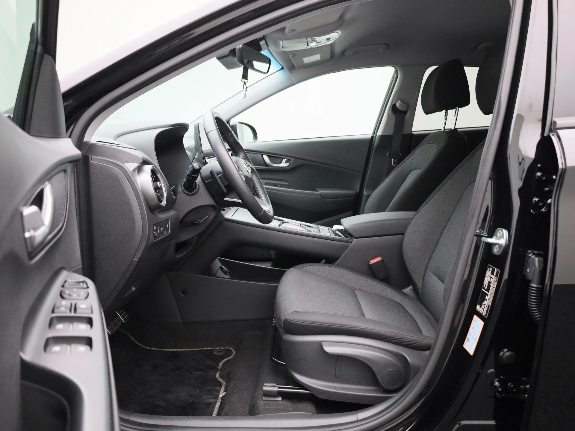 Hyundai-Kona-image-10