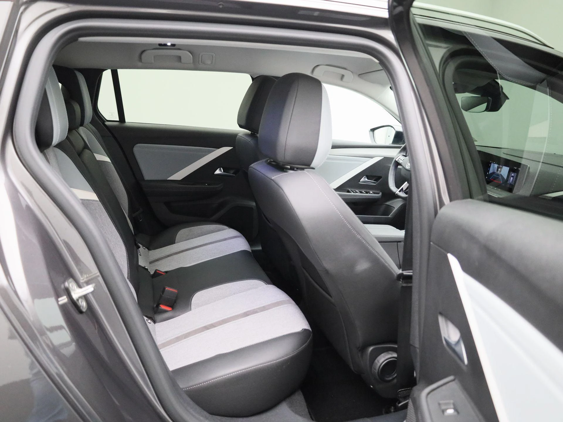 Opel-Astra-image-32