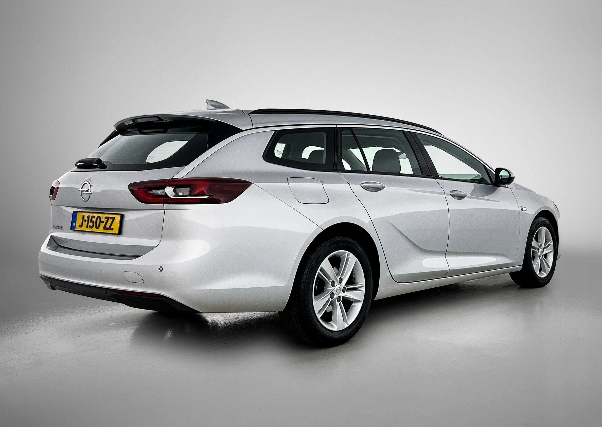 Opel-Insignia-image-3
