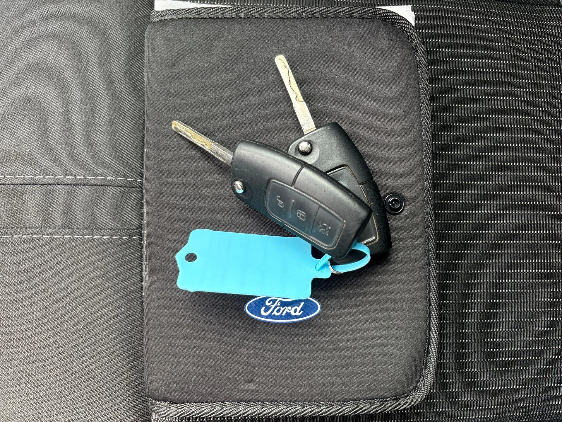 Ford-B-MAX-image-23