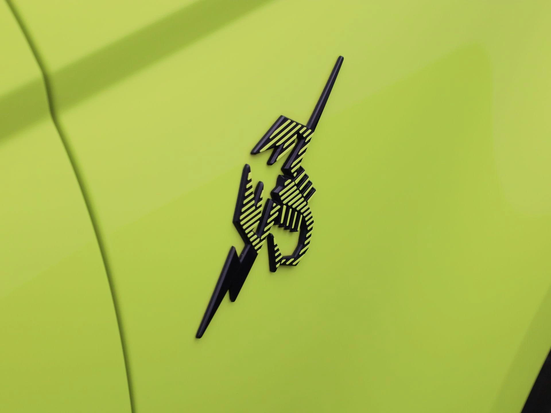 Abarth-500e-image-23