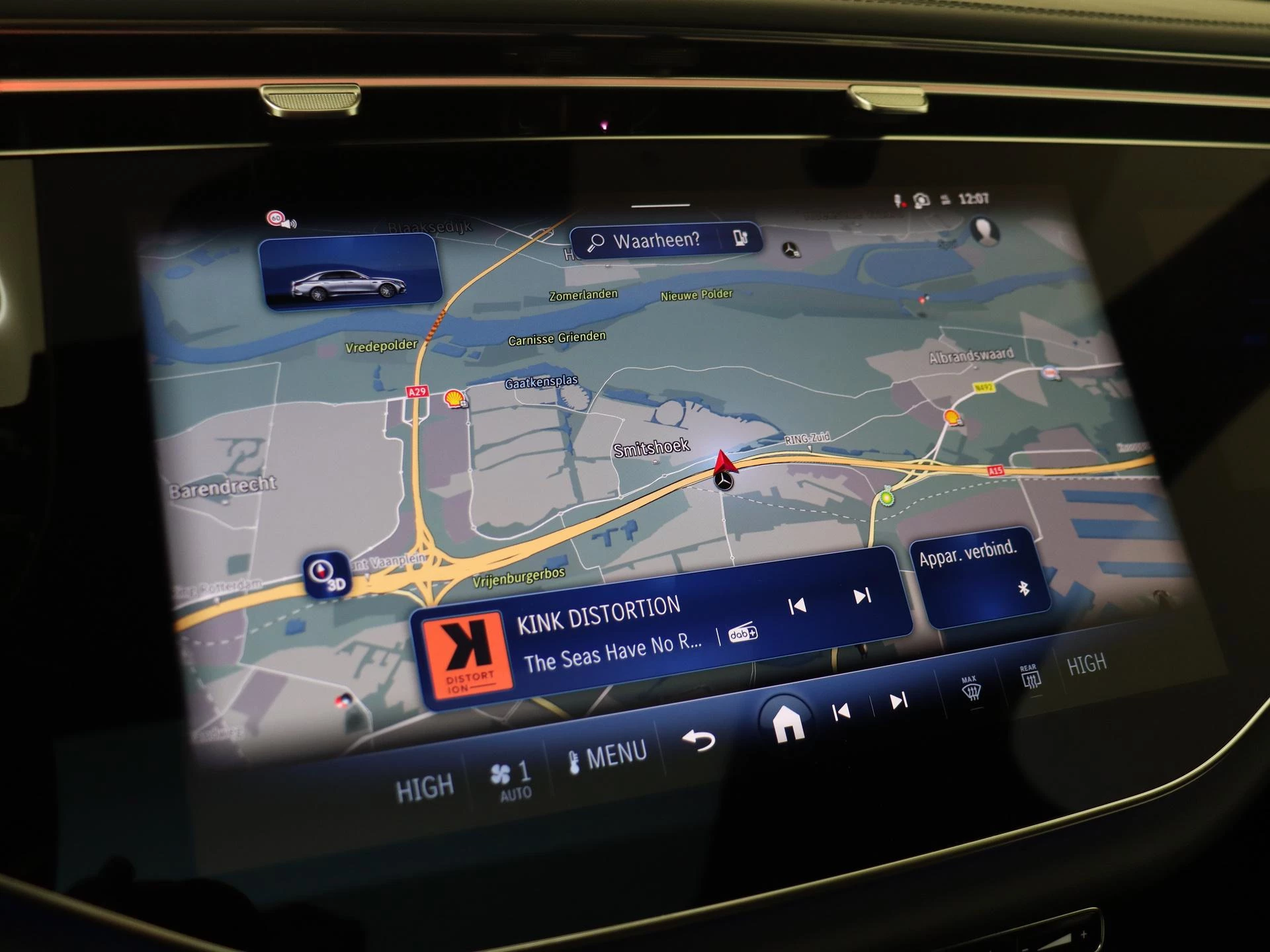 Mercedes-Benz-E-Klasse-image-19