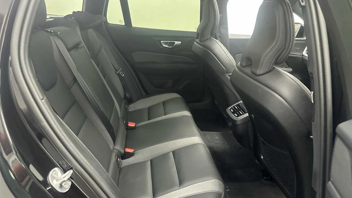 Volvo-V60-image-7
