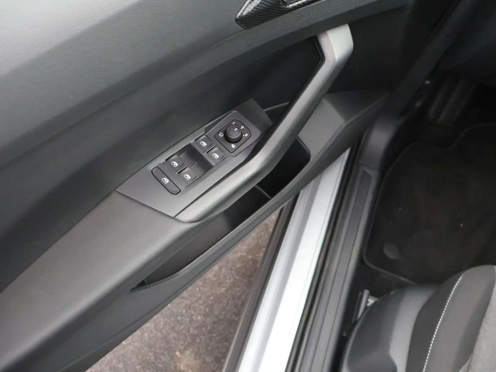 Volkswagen T-Cross T-Cross Life United 1.0 TSI 85 kW (116 pk) 7 versnellingen DSG / Demo