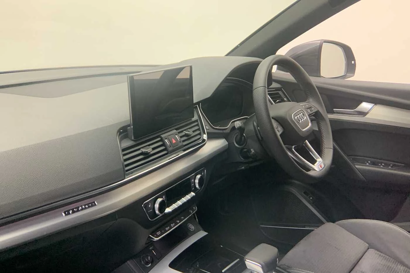 Audi-Q5-image-11