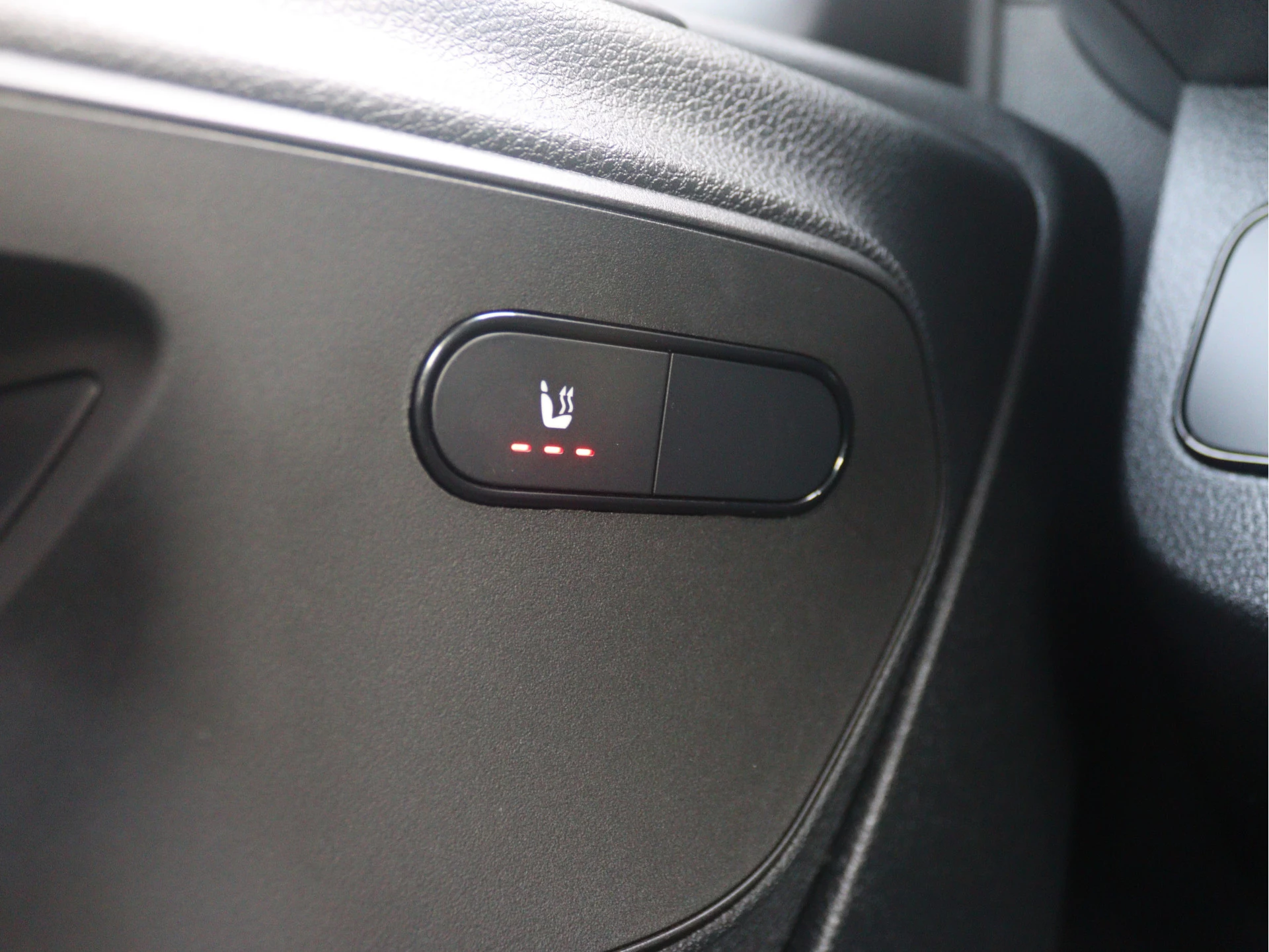 Mercedes-Benz-Sprinter-image-5