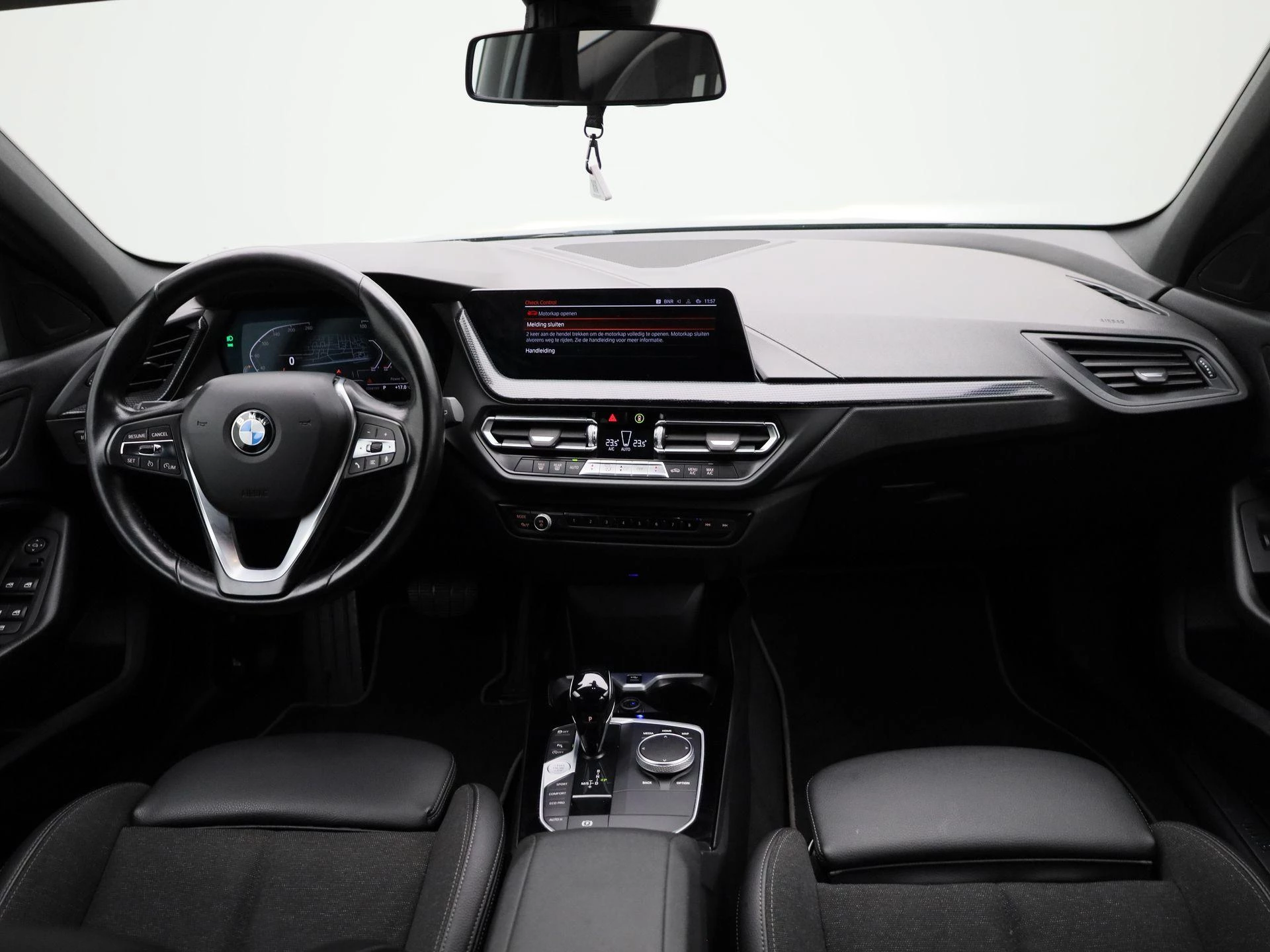 BMW-1 Serie-image-31