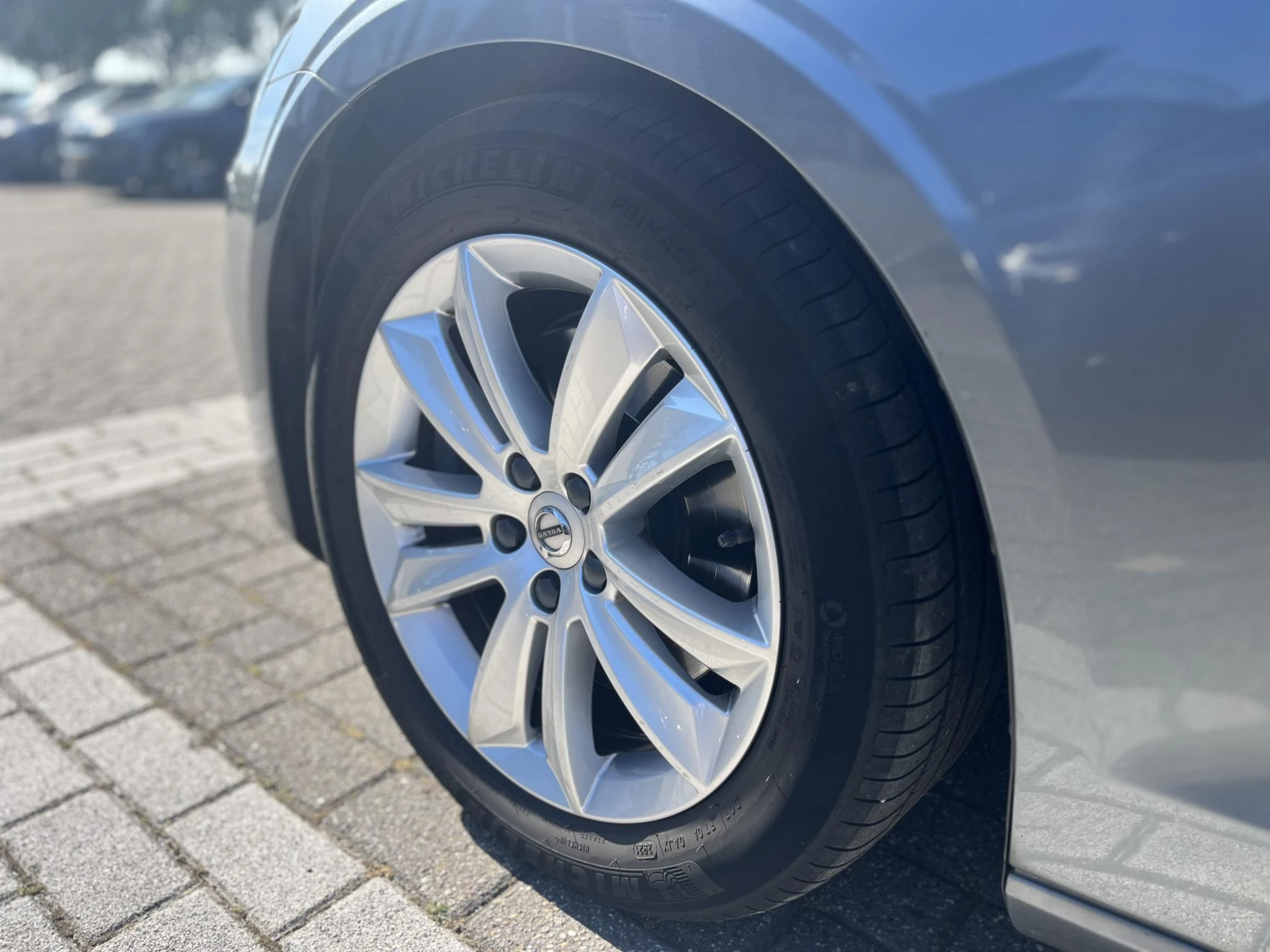 Volvo-S60-image-2