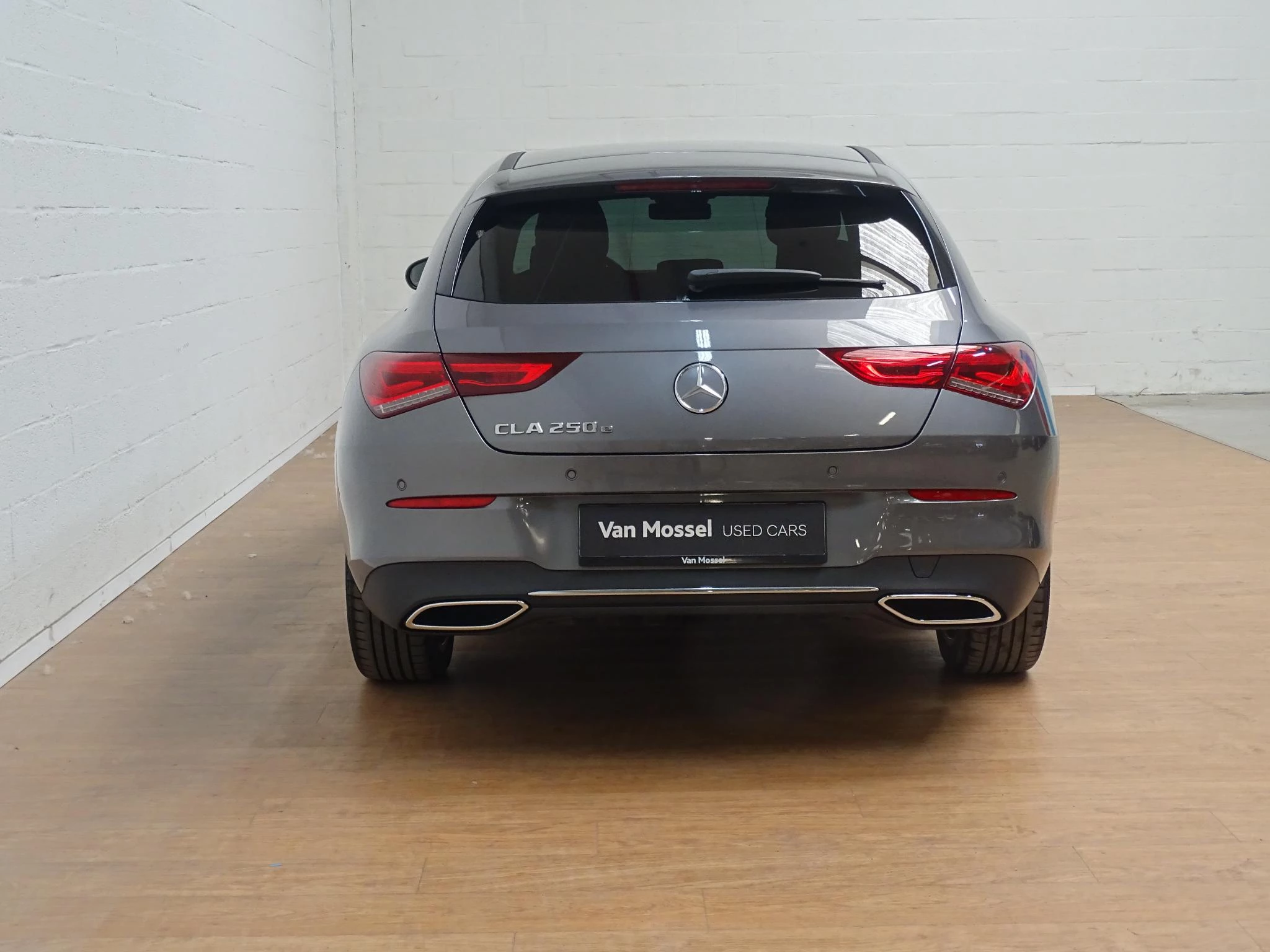 Mercedes-Benz CLA Shooting Brake 250 e Luxury Line