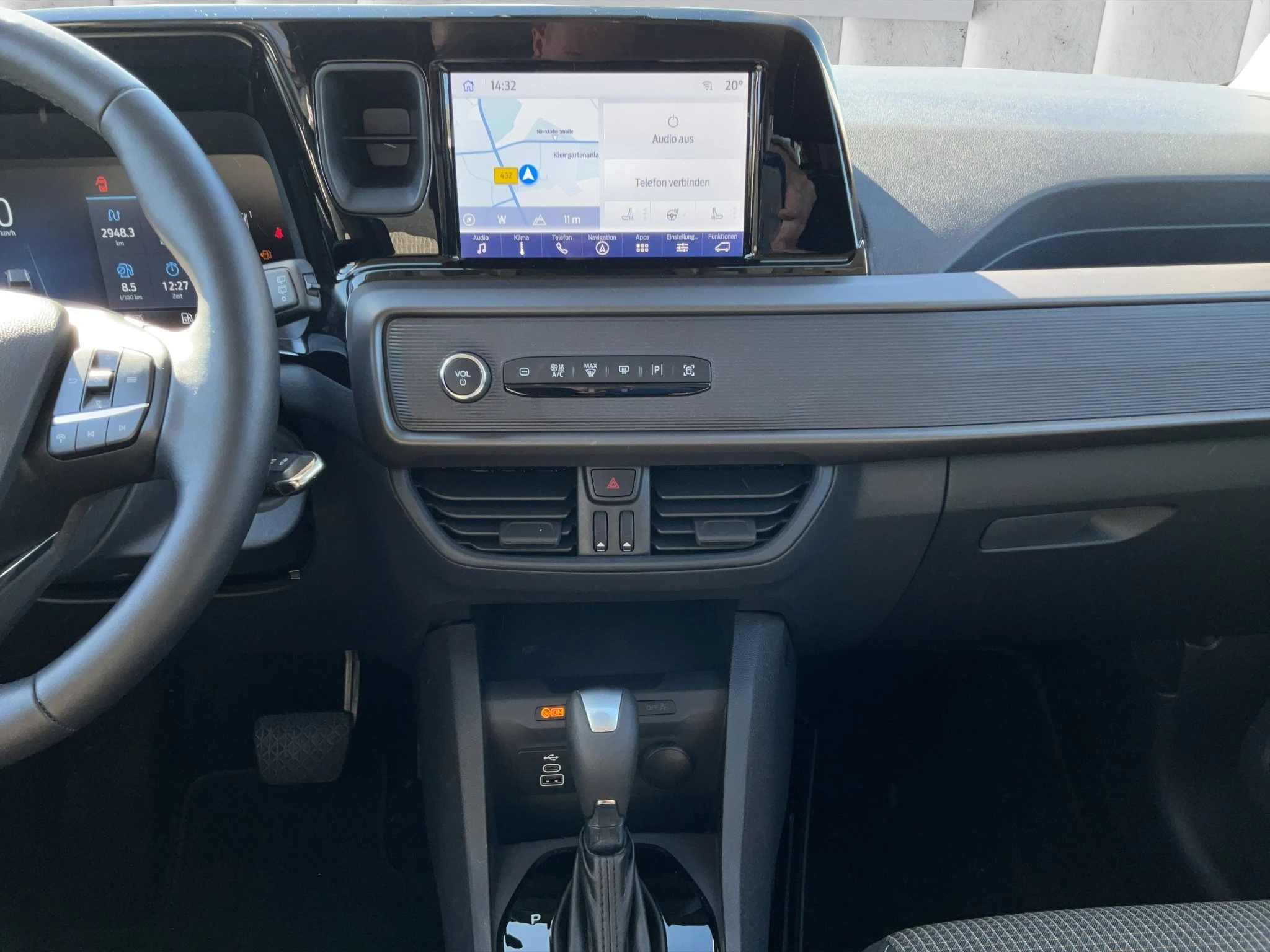 Ford-Tourneo Courier-image-13