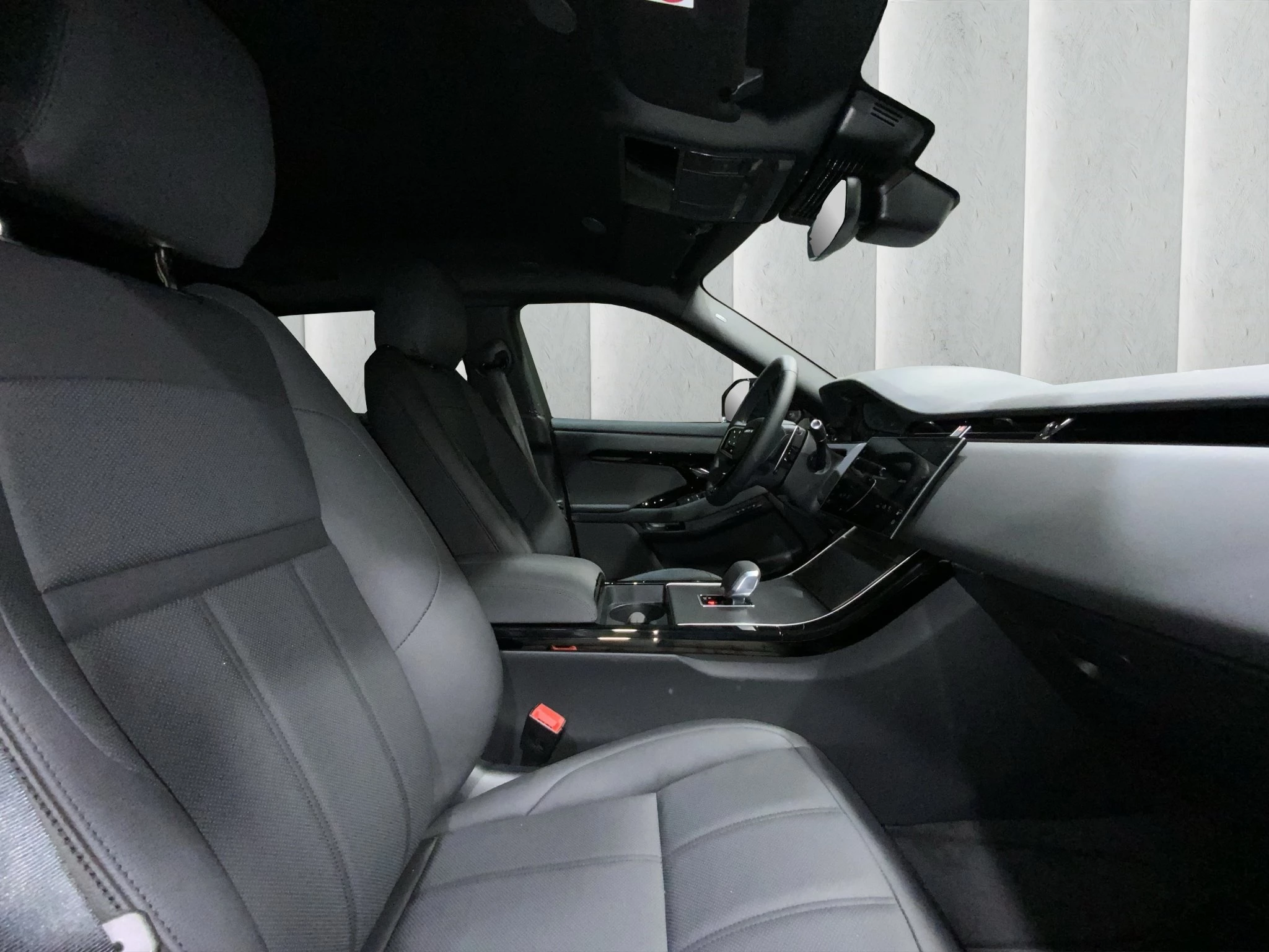 Land Rover Range Rover Evoque S D165 AWD Automatik Geländewagen. 120 kW. 5-türig