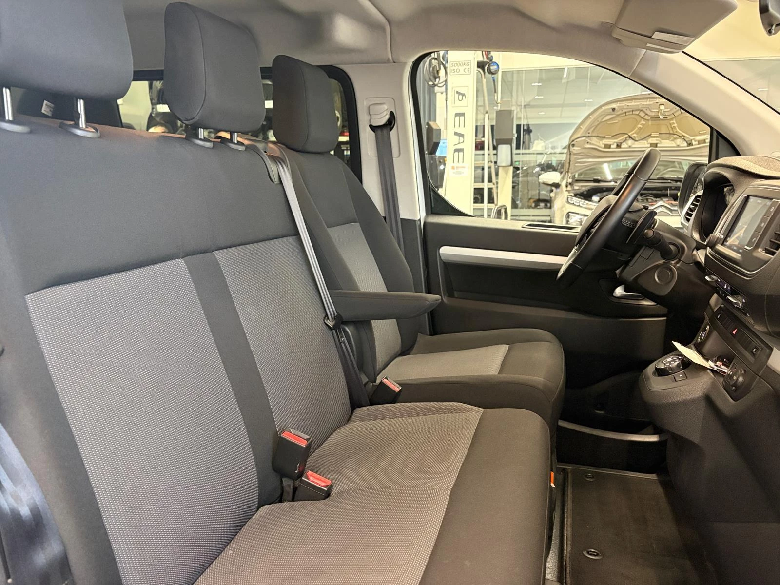 Citroën-Spacetourer-image-16