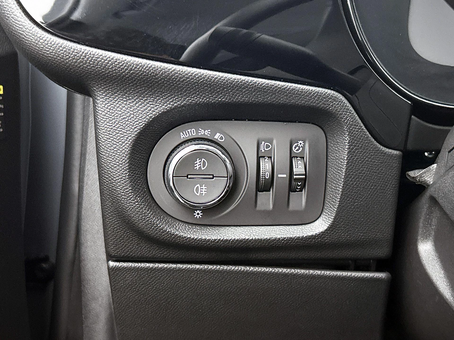 Opel-Corsa-e-image-11