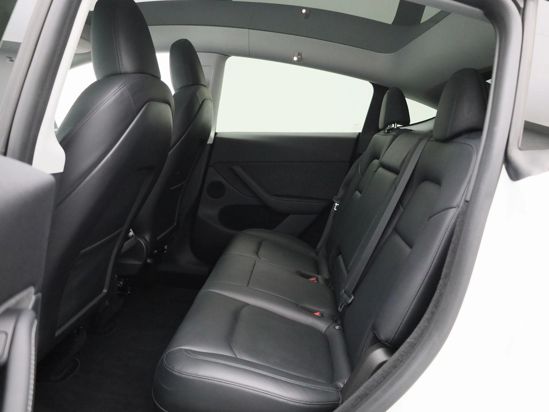 Tesla-Model Y-image-10