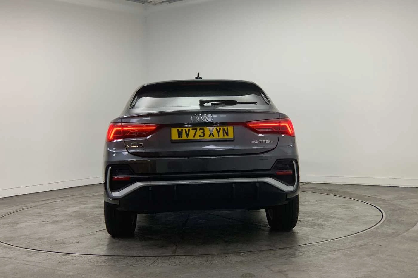 Audi-Q3-image-10