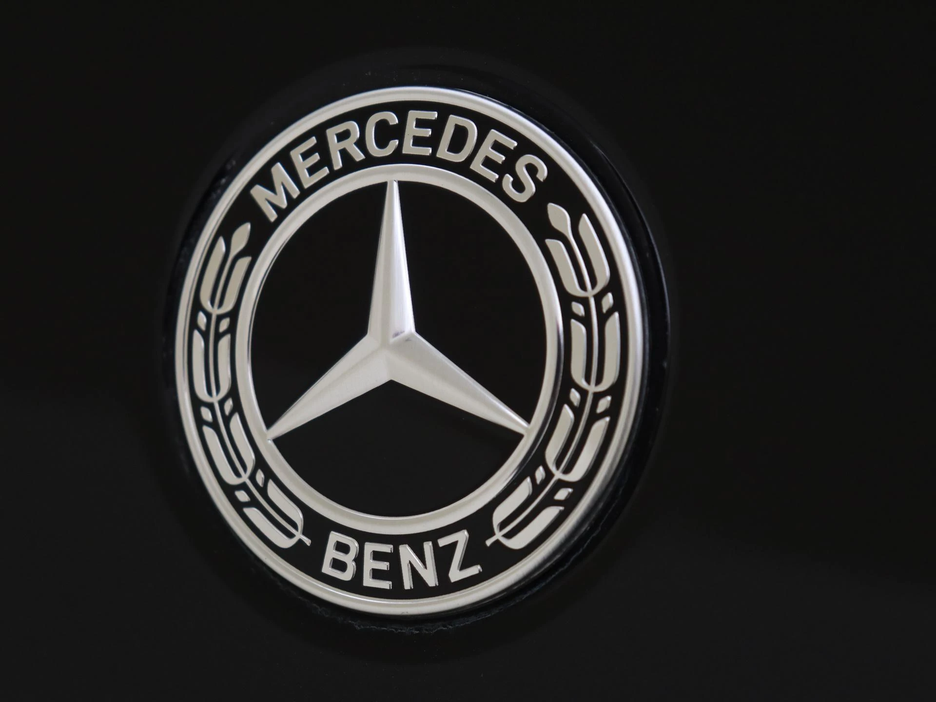 Mercedes-Benz-GLA-image-26