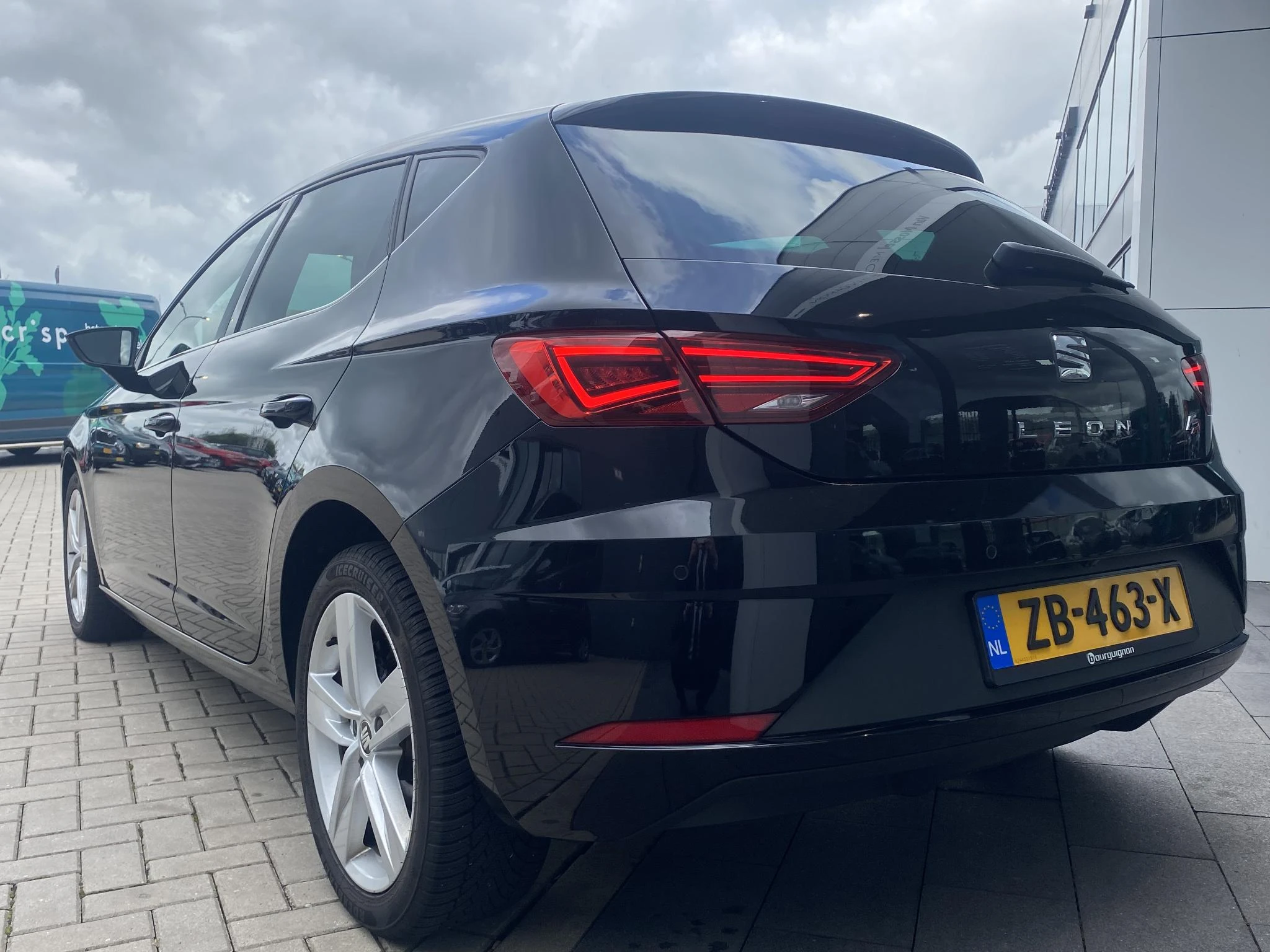 SEAT-Leon-image-2