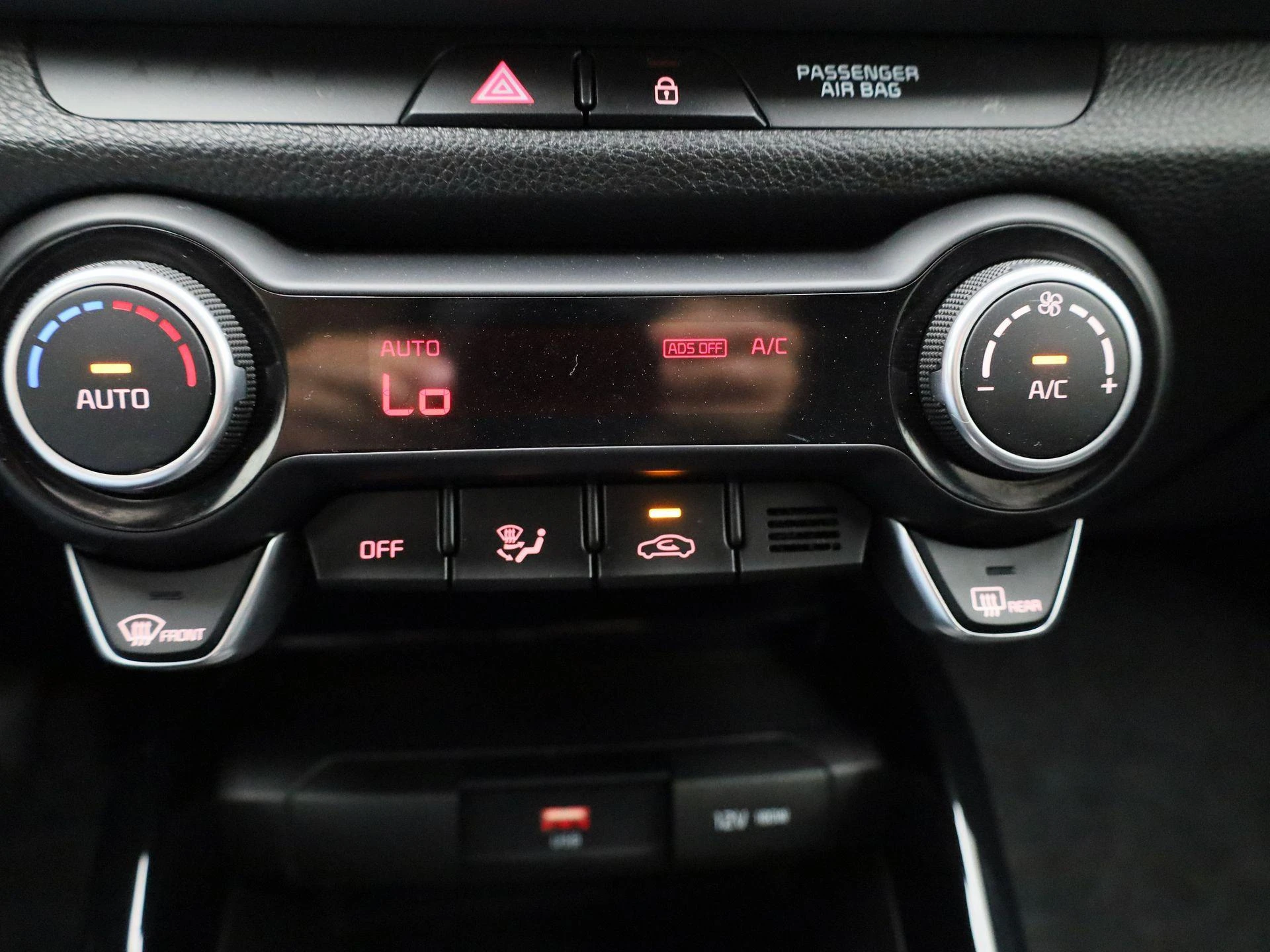 Kia-Stonic-image-19