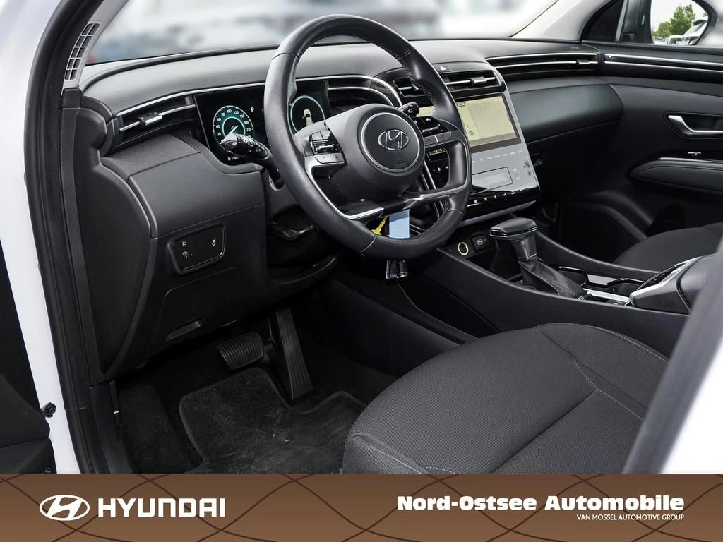 Hyundai Tucson 1.6 T-GDI SELECT 2WD SHZ LHZ NAVI KAMERATL TUCSON 1.6 T-GDI SELECT 2WD SHZ LHZ NAVI KAMERA