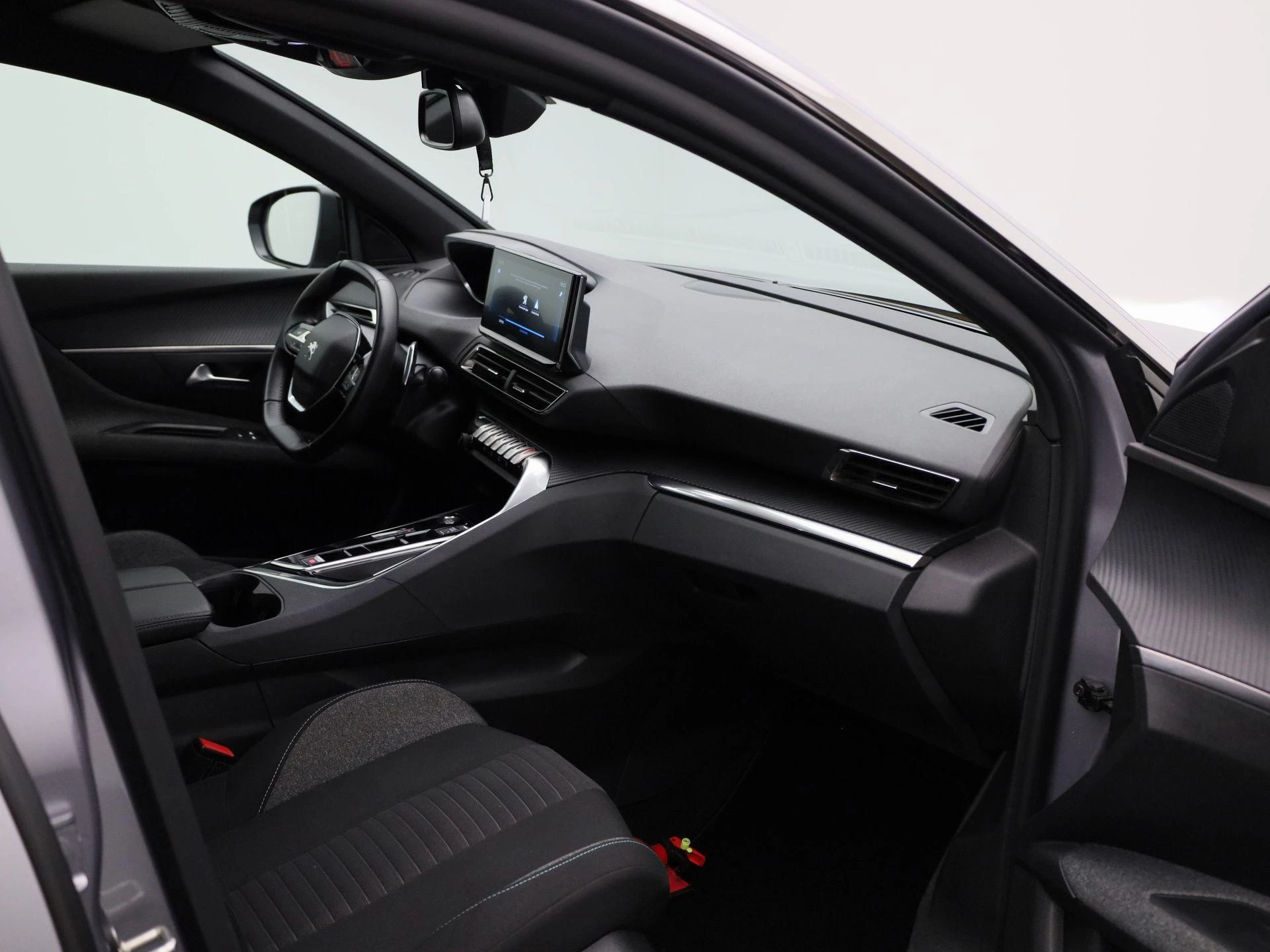 Peugeot-5008-image-26