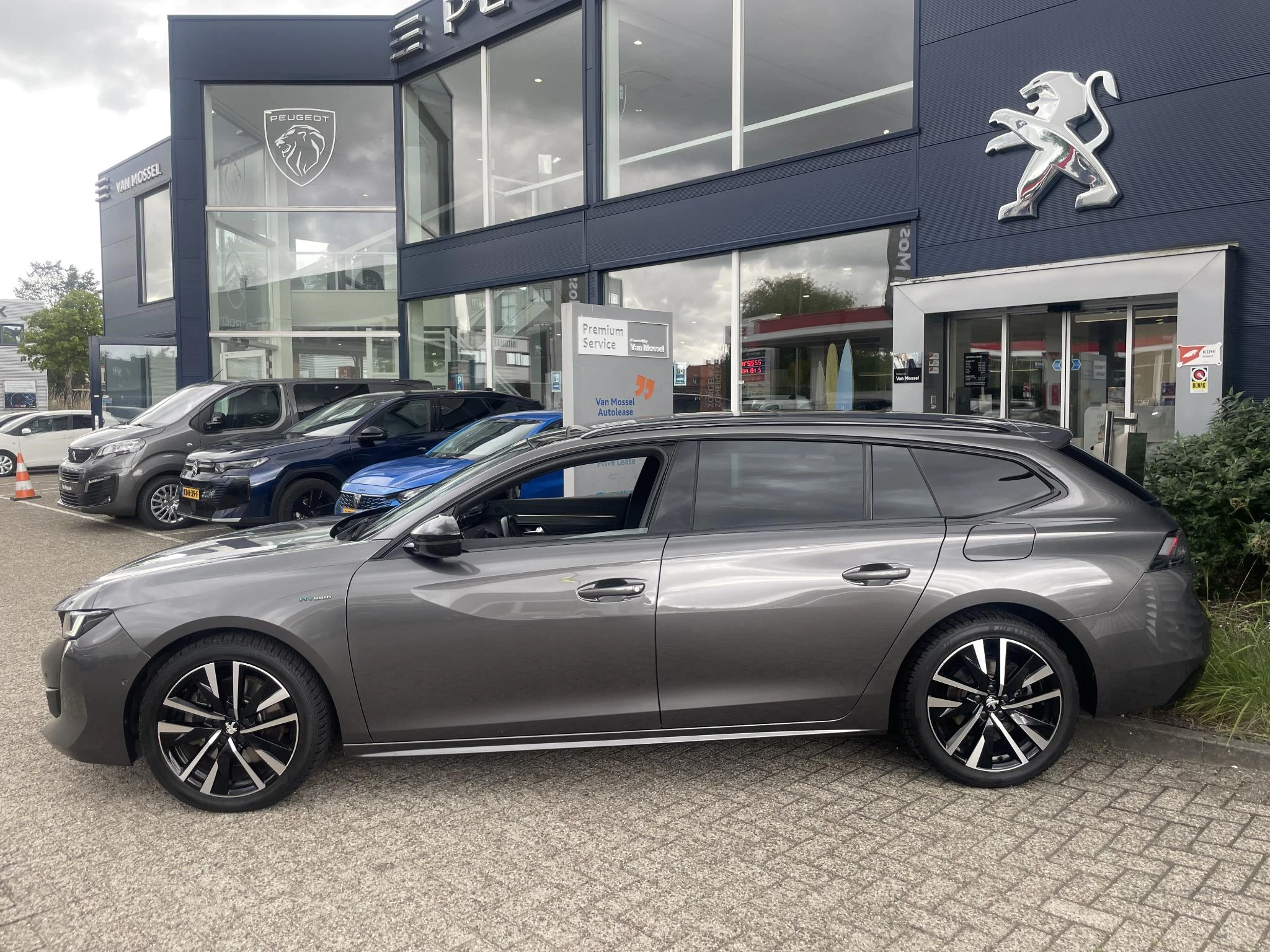 Peugeot 508 SW 1.6 HYbrid 225 GT