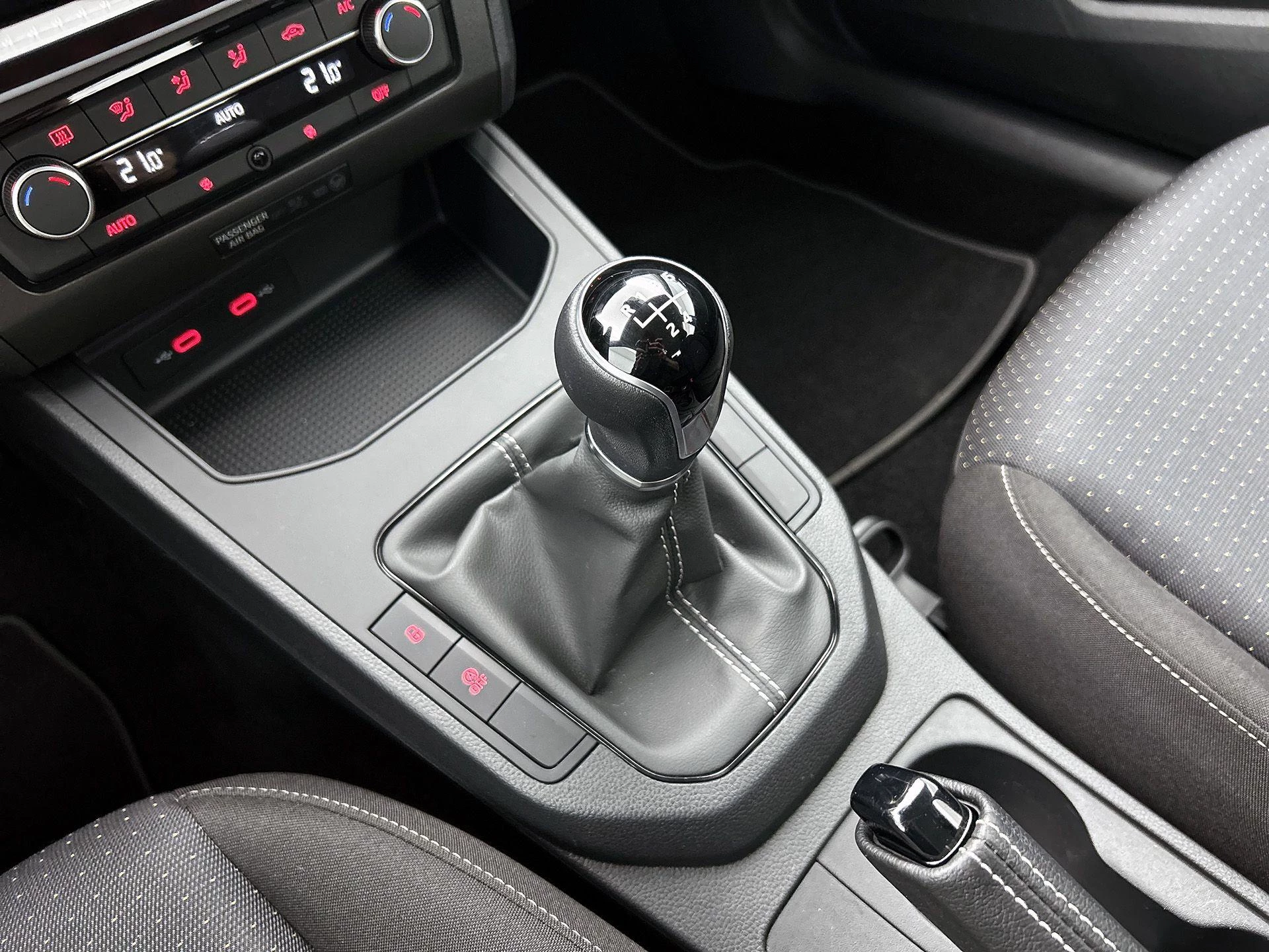 SEAT-Ibiza-image-19