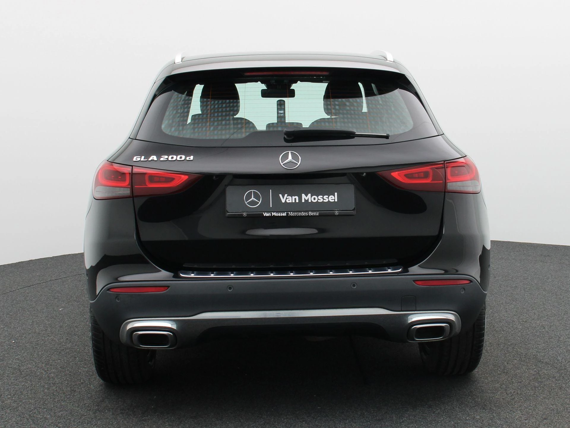 Mercedes-Benz GLA 200 d Business Solution + CARPLAY + SENSOREN + CAMERA + LED +