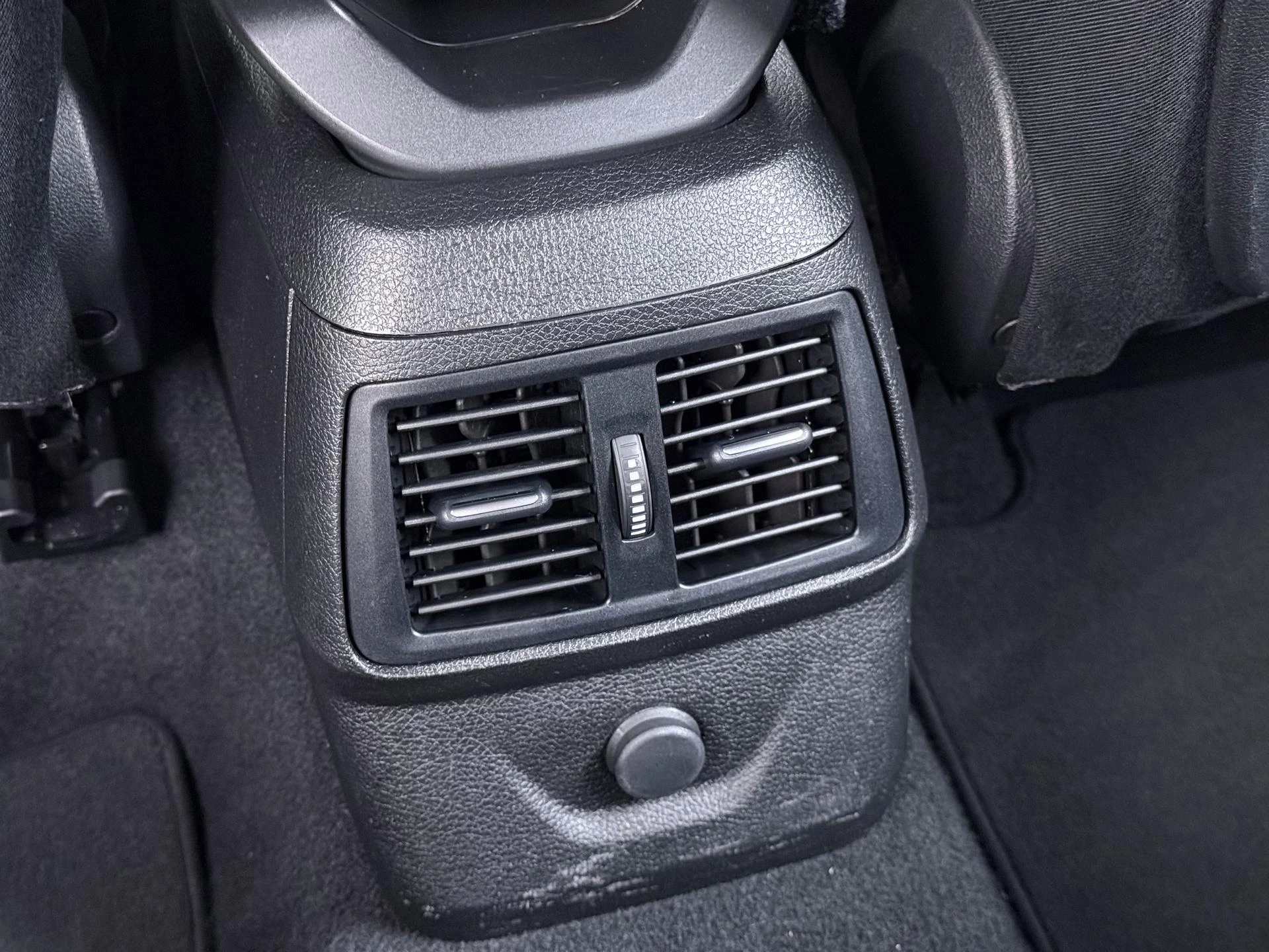 BMW-2 Serie-image-18