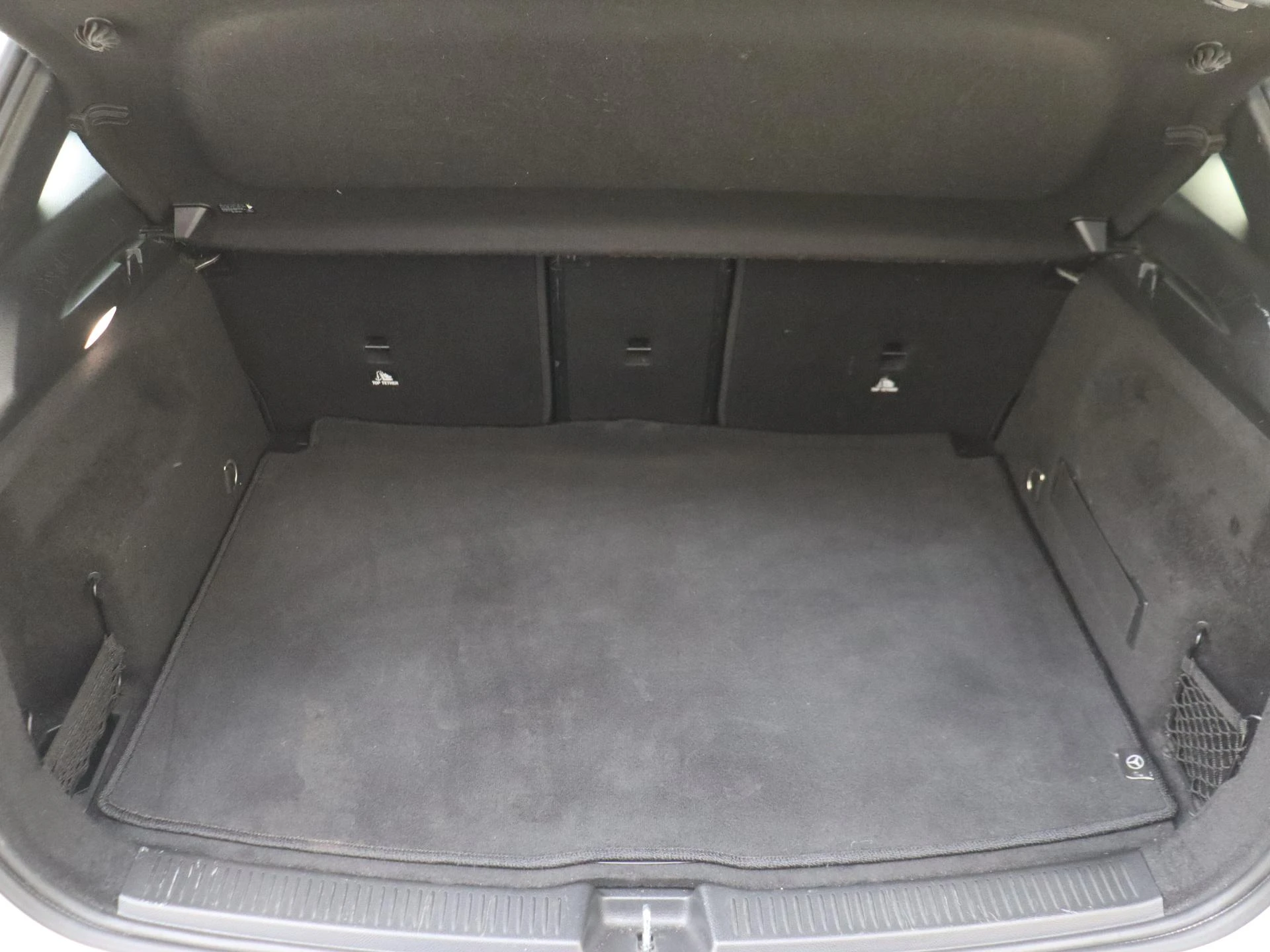 Mercedes-Benz-B-Klasse-image-25