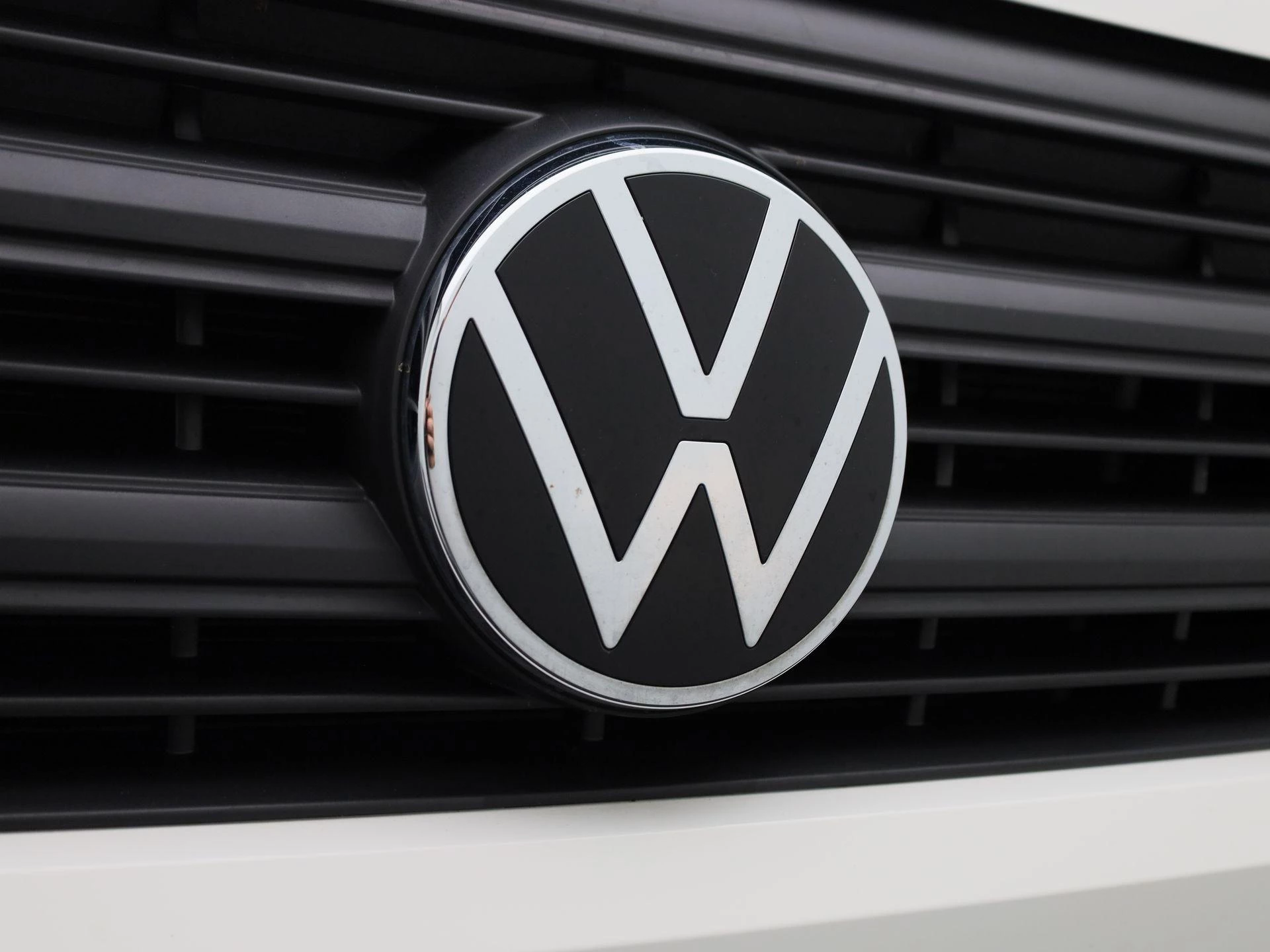 Volkswagen Crafter 2.0 TDI L3H3 Highline 140PK