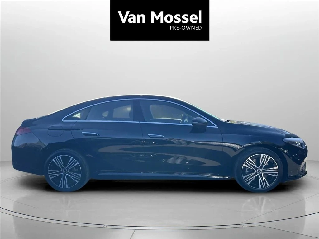Mercedes-Benz-CLA-image-3