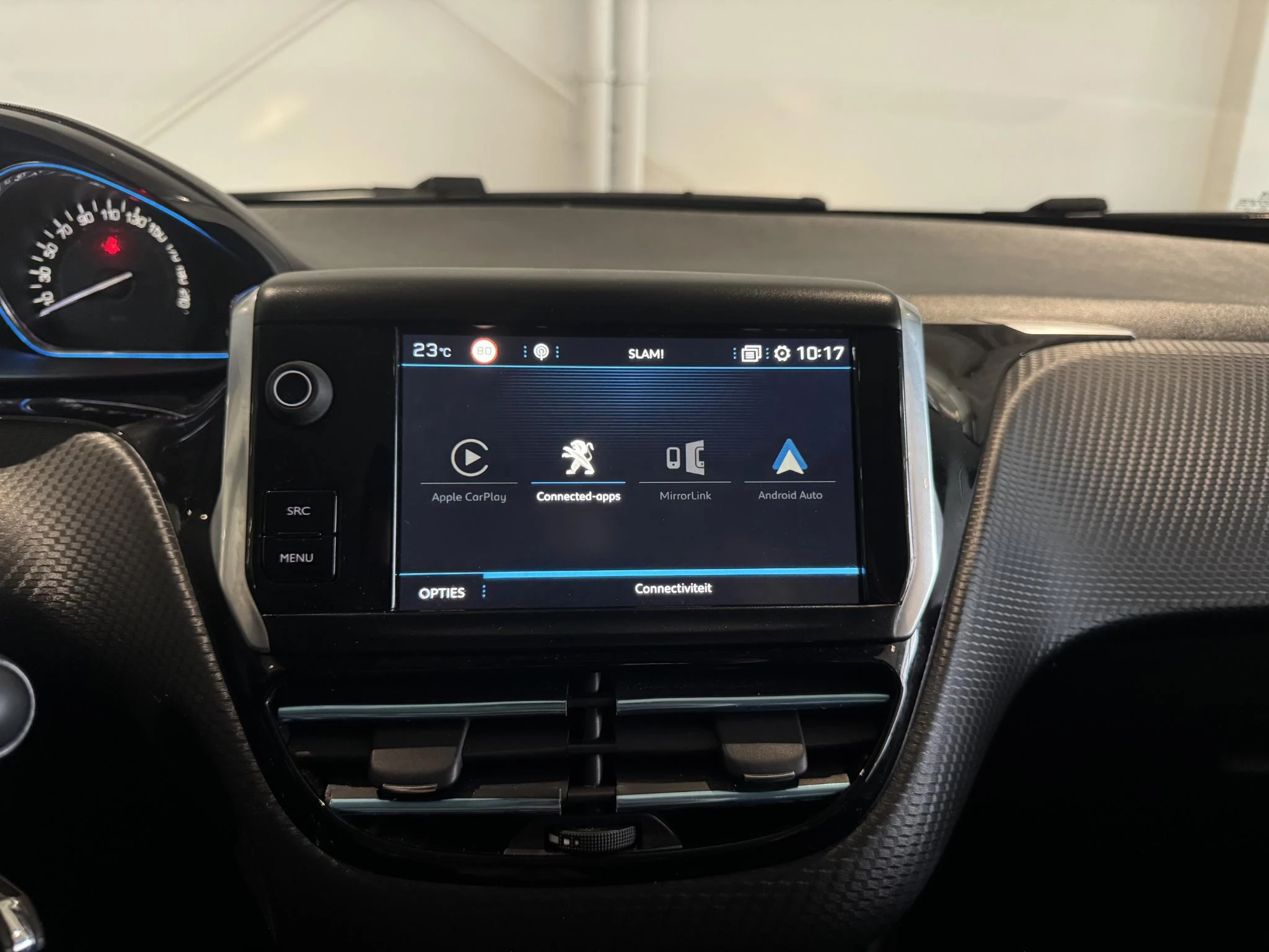 Peugeot-2008-image-25