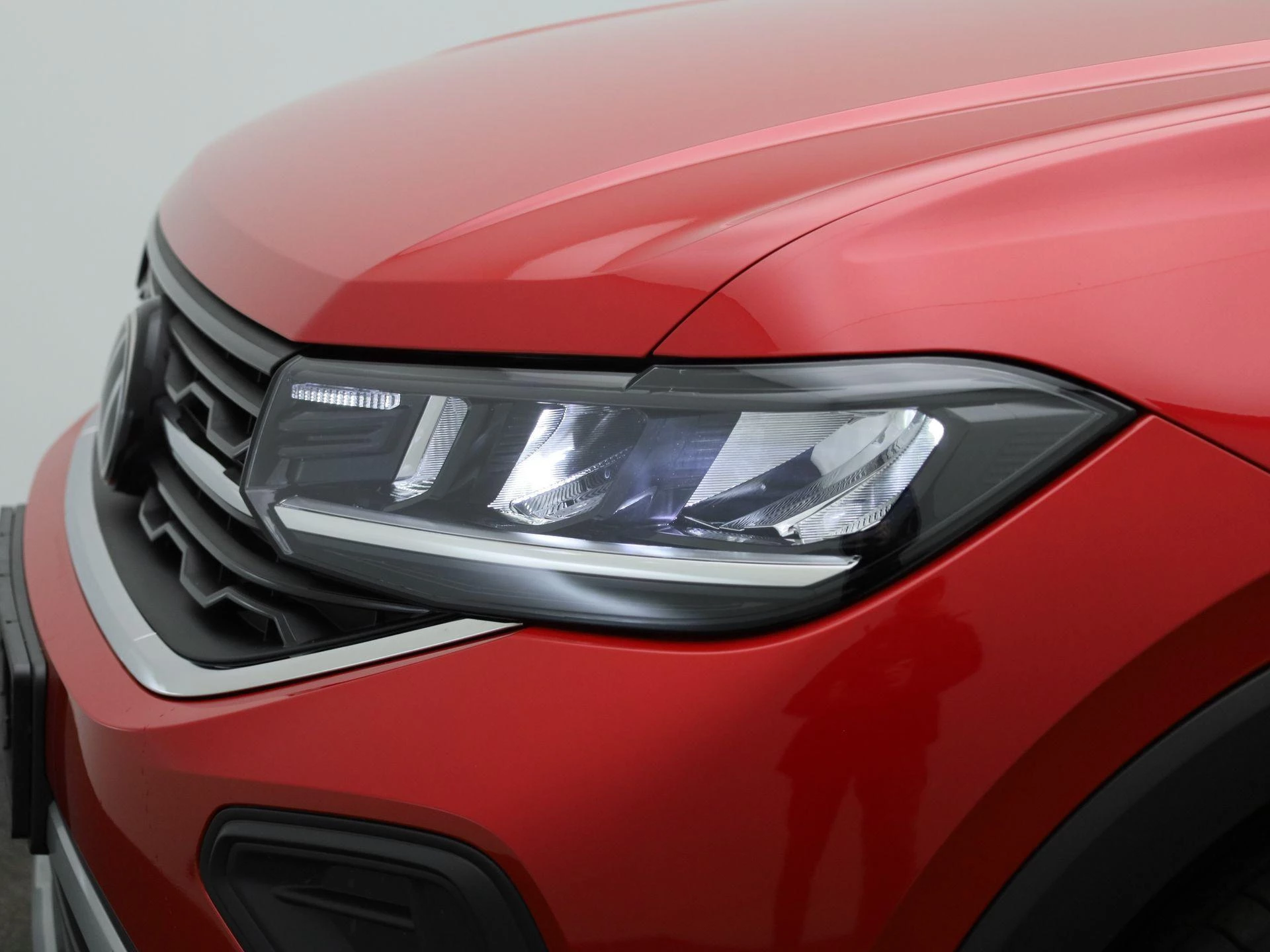 Volkswagen-T-Cross-image-11