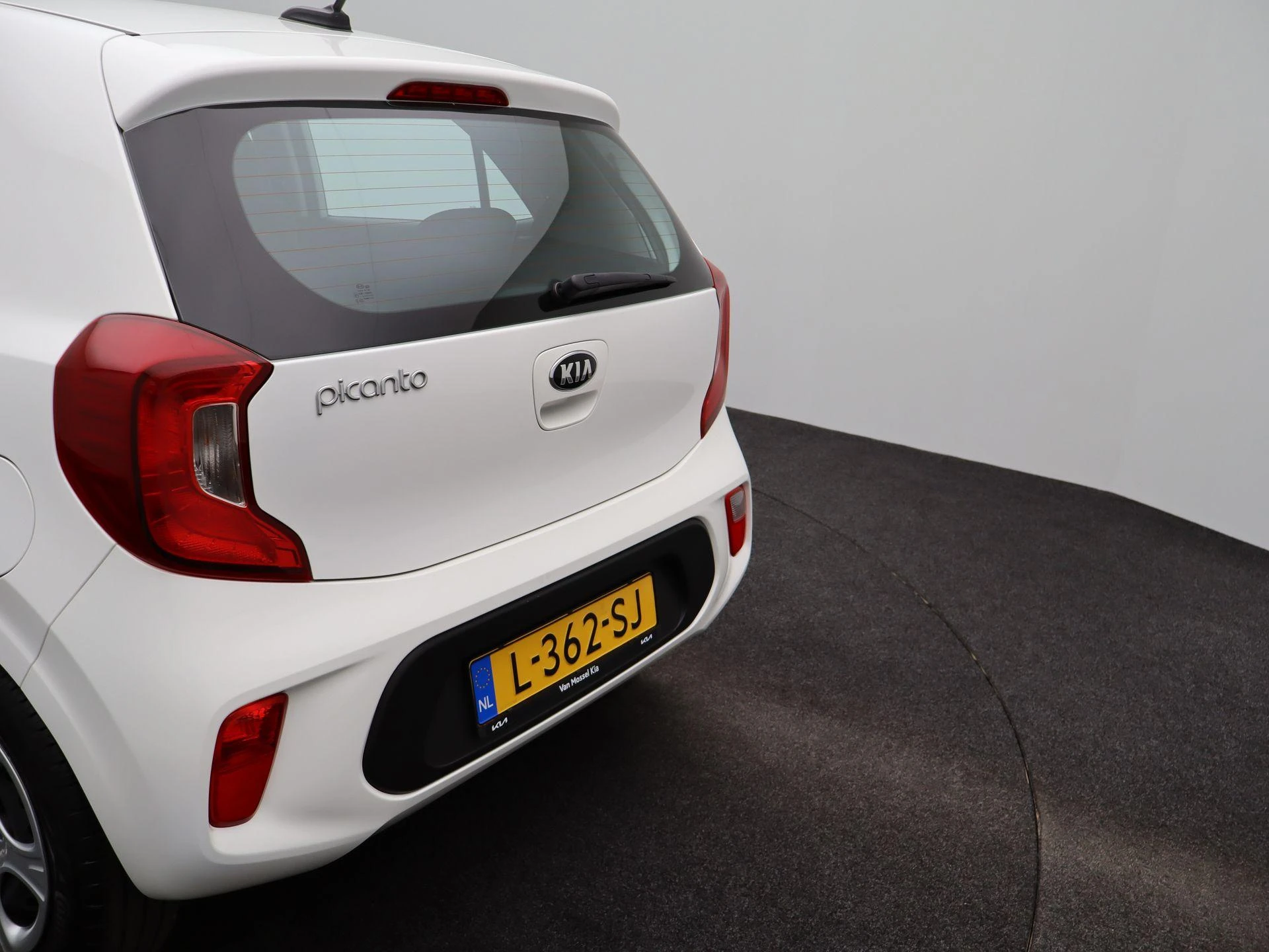 Kia-Picanto-image-32