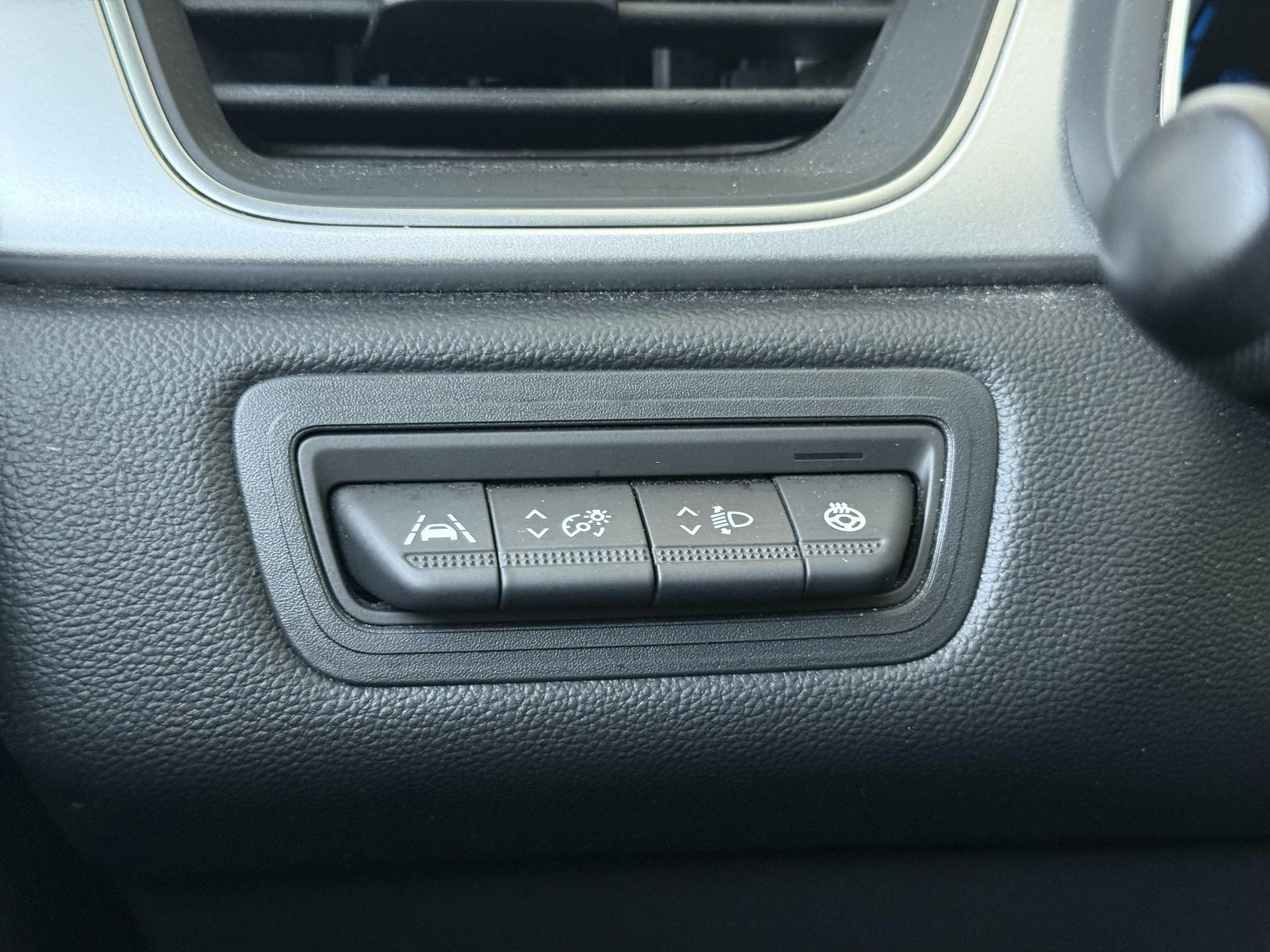 Renault-Captur-image-21