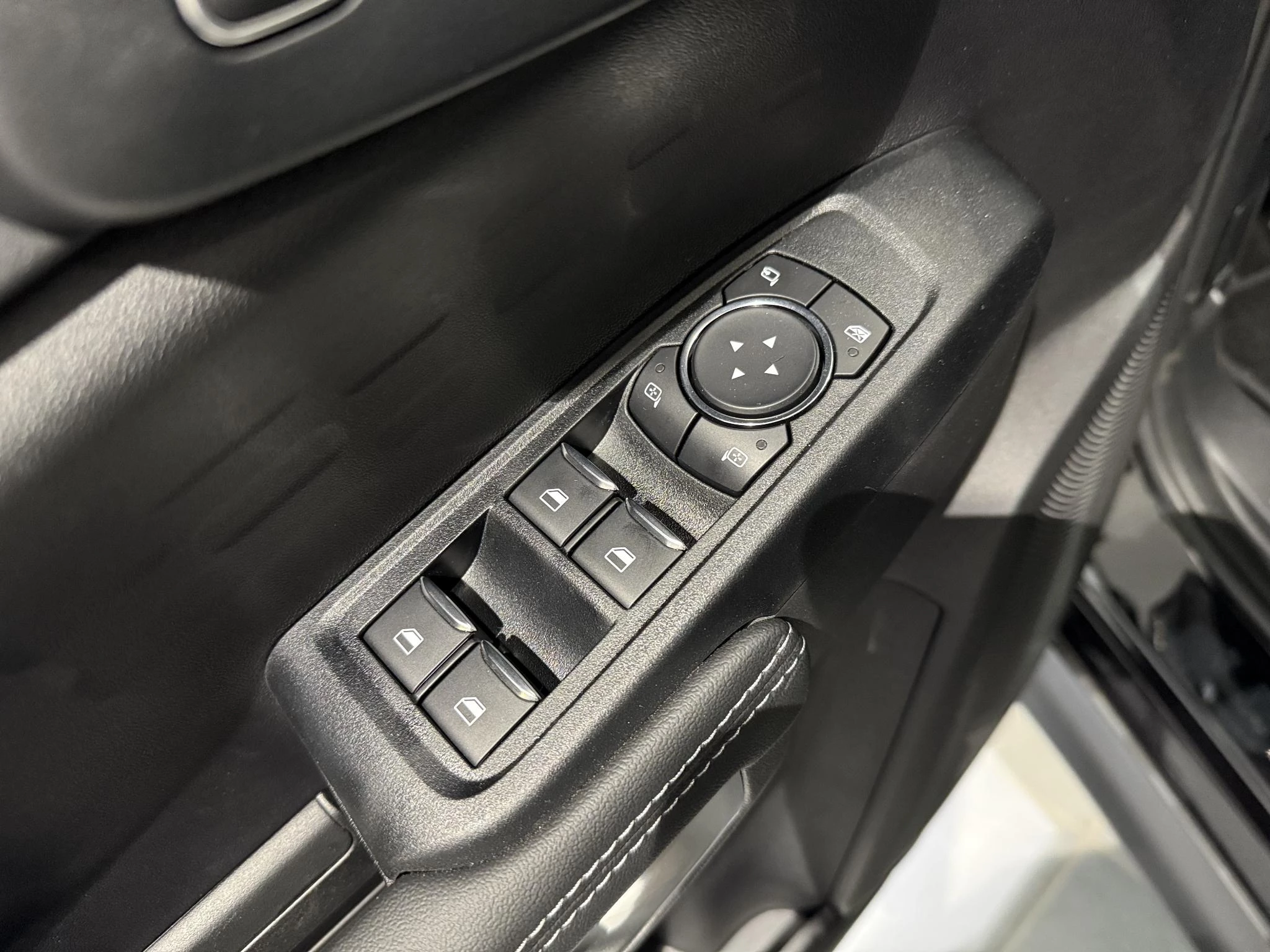 Ford-Ranger-image-13