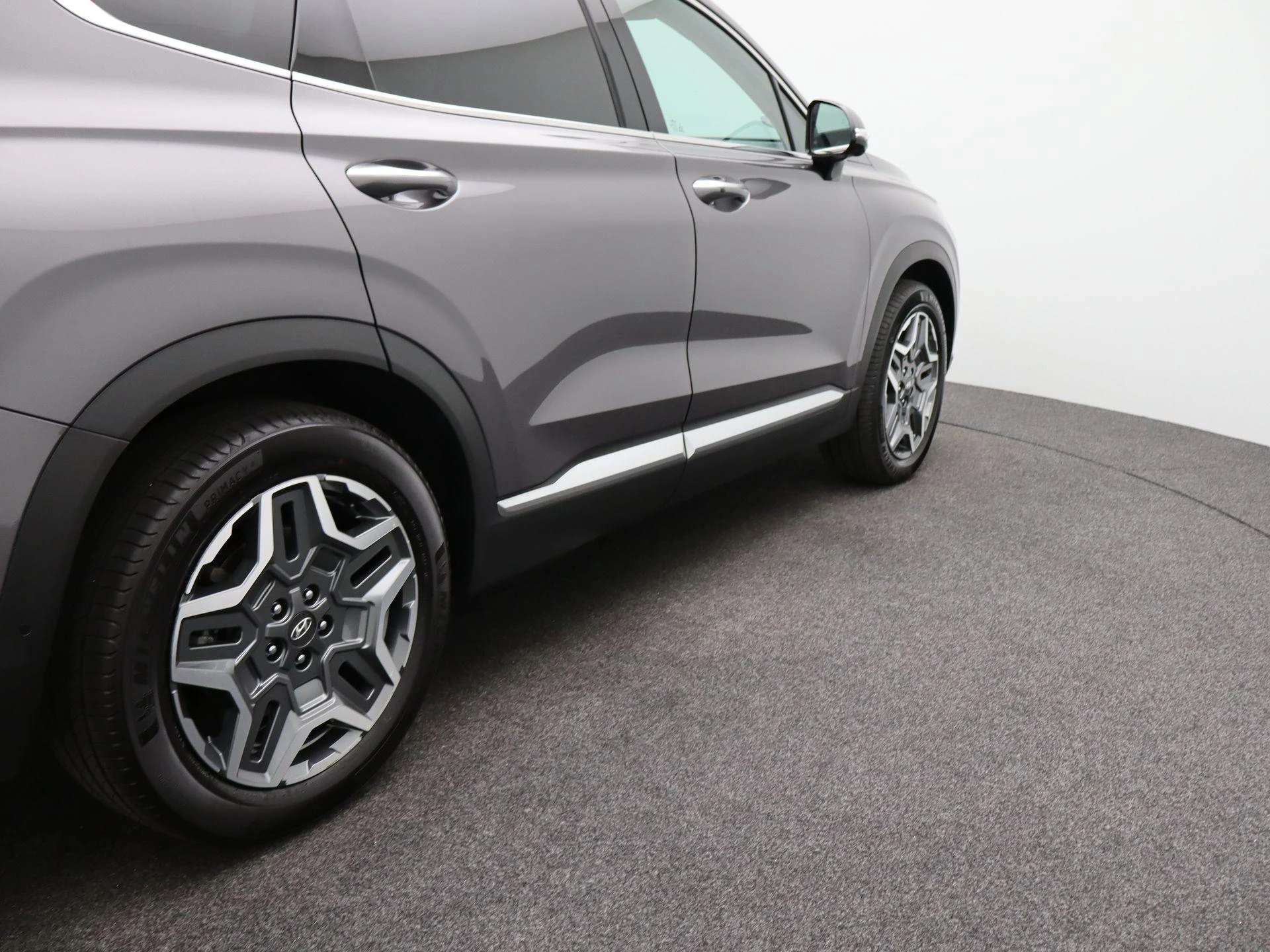 Hyundai-Santa Fe-image-44