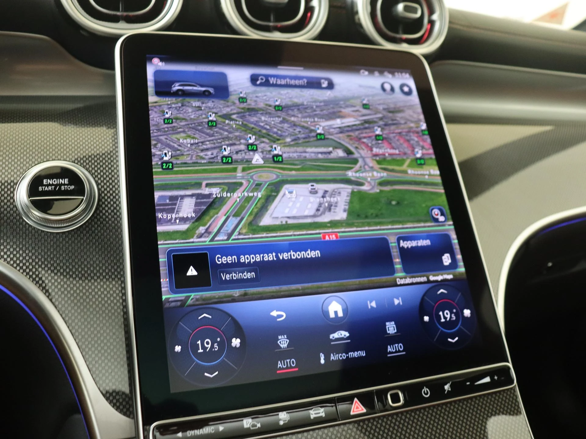 Mercedes-Benz-GLC-image-17
