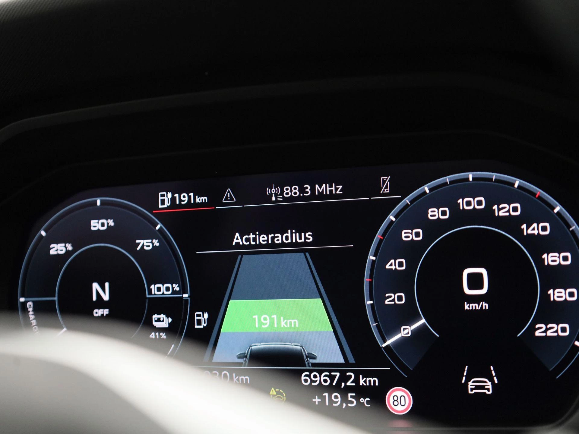 Audi-Q4 Sportback e-tron-image-22