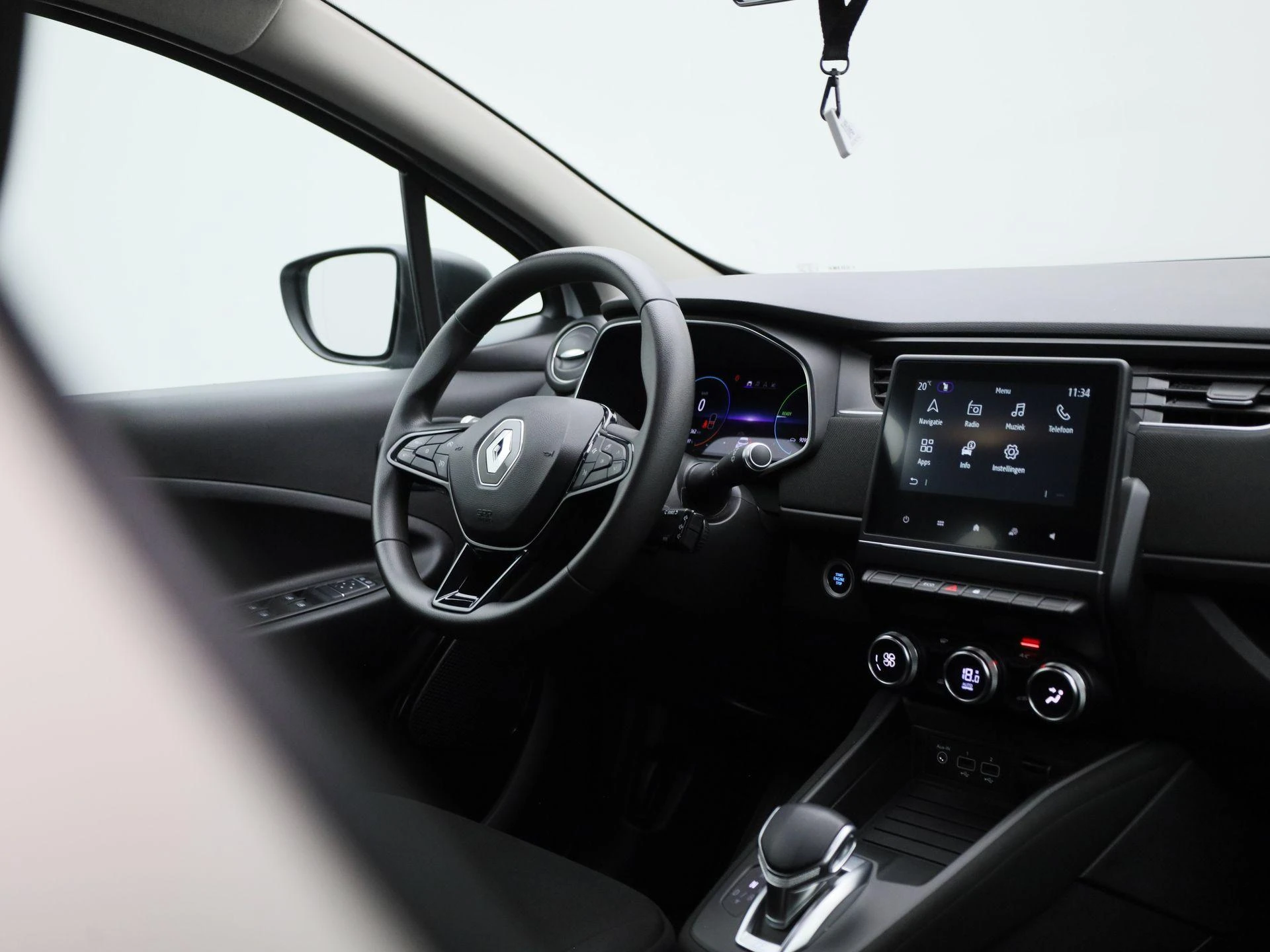 Renault-ZOE-image-32