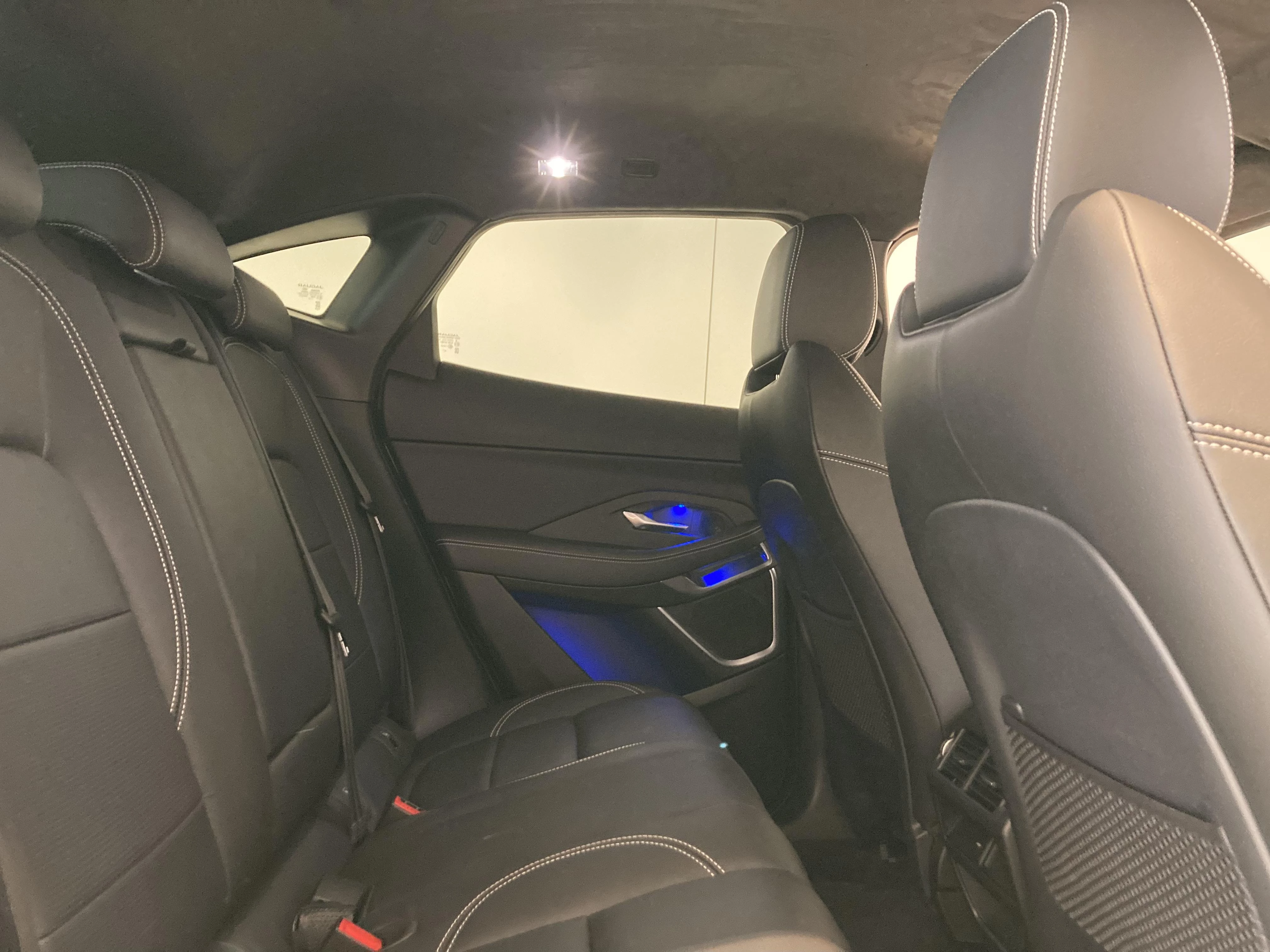 Jaguar-E-PACE-image-7