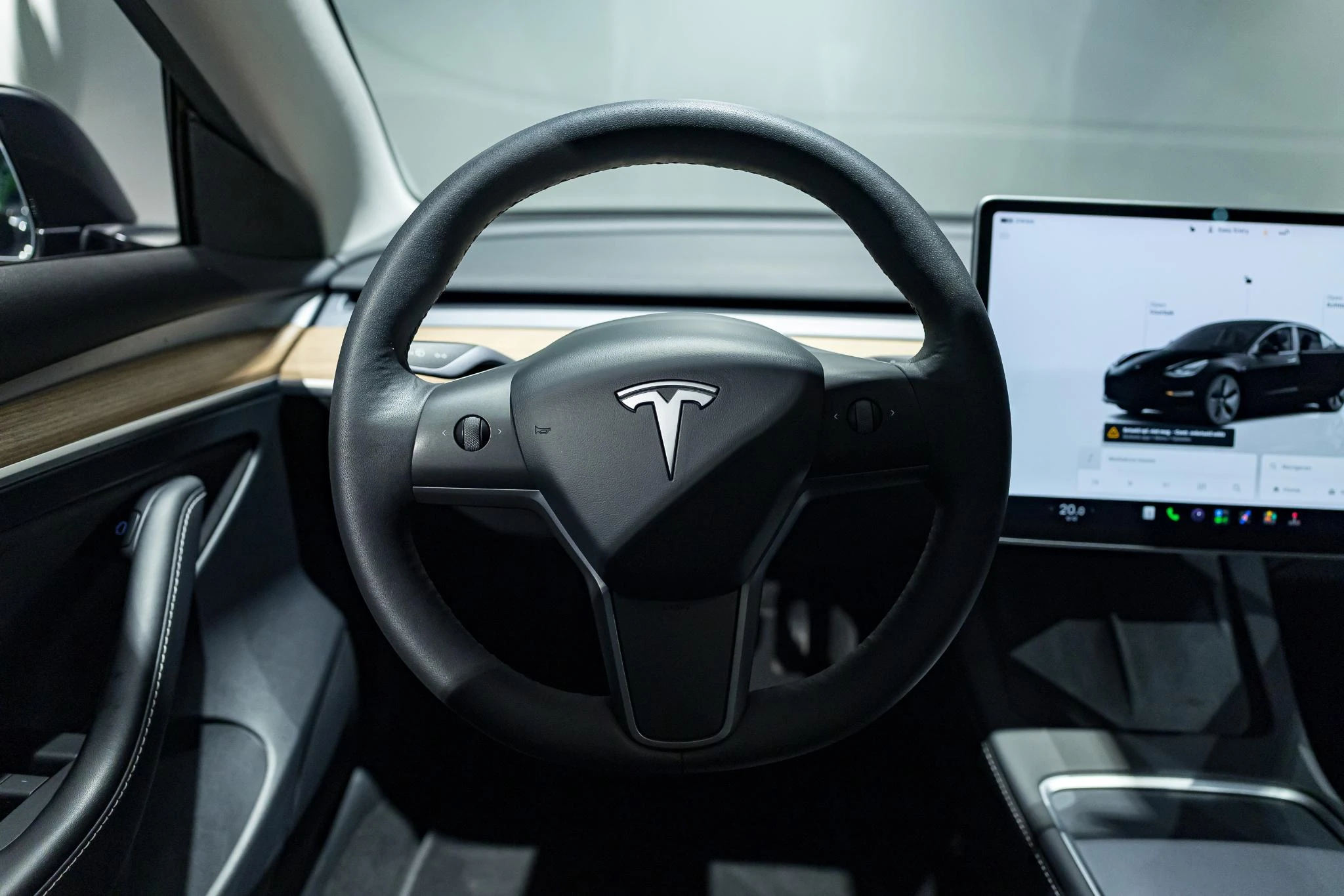 Tesla-Model 3-image-23
