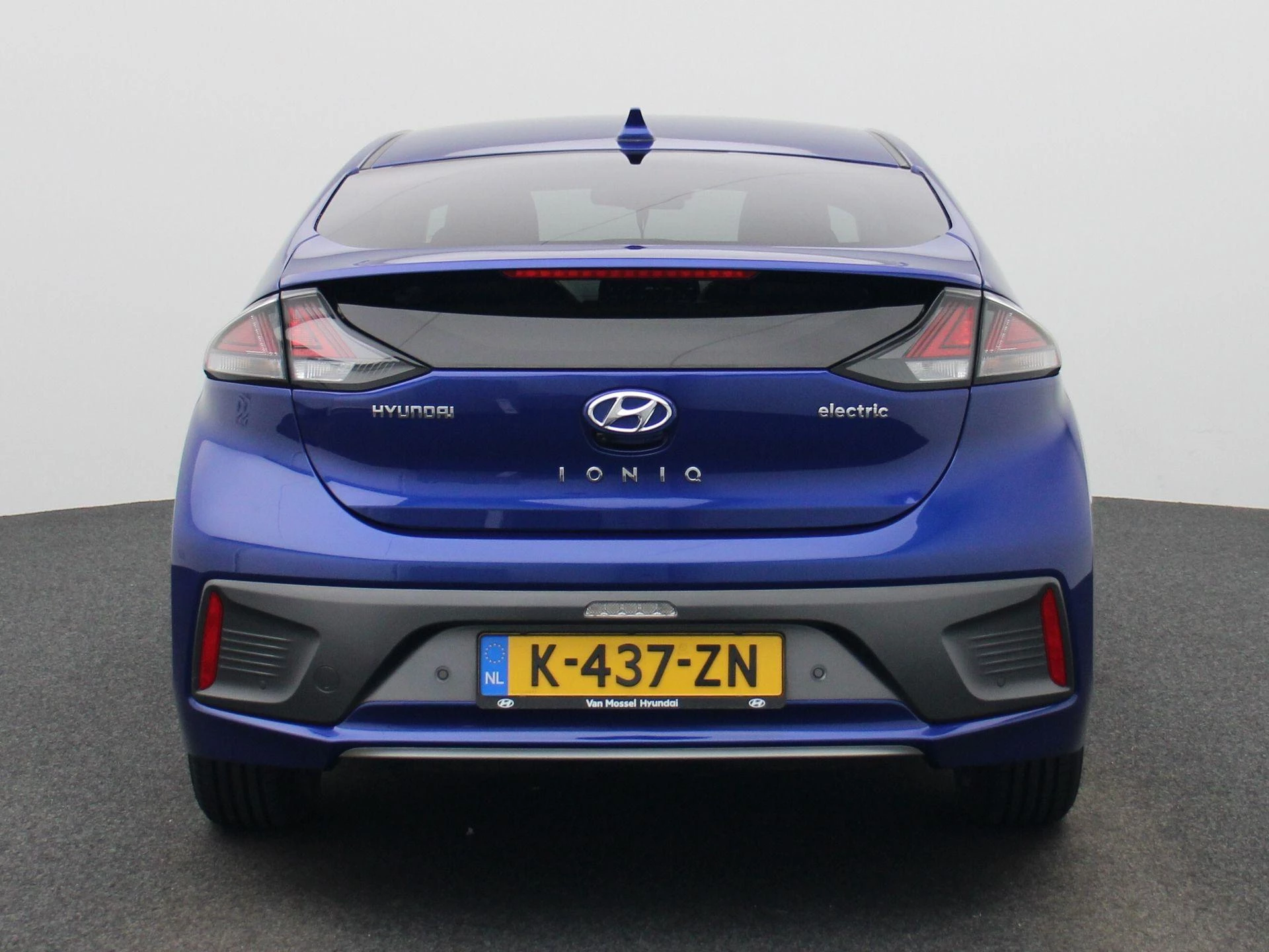 Hyundai-IONIQ-image-4