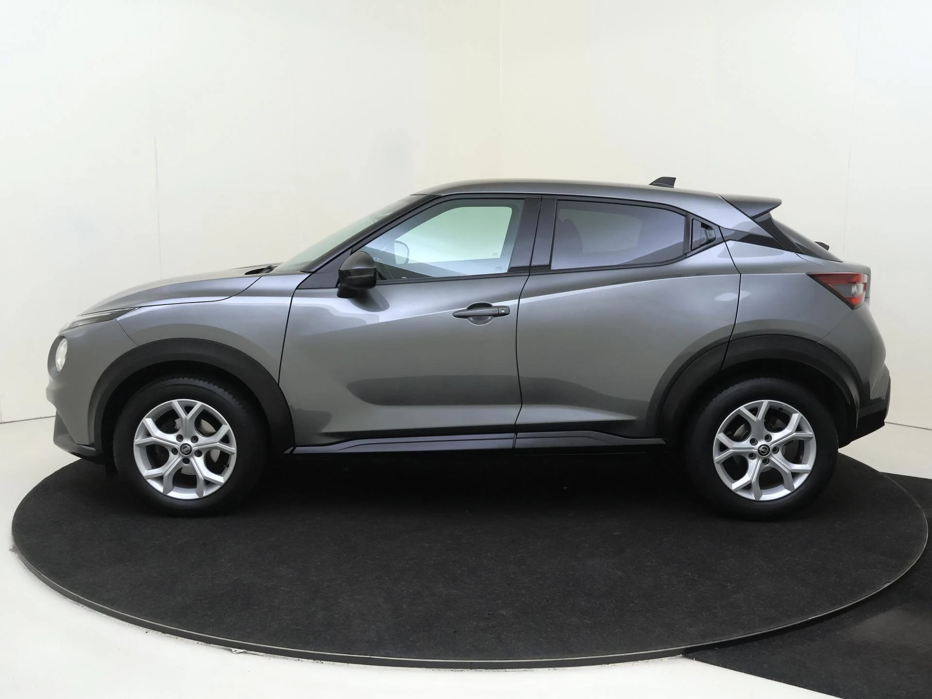 Nissan-Juke-image-7