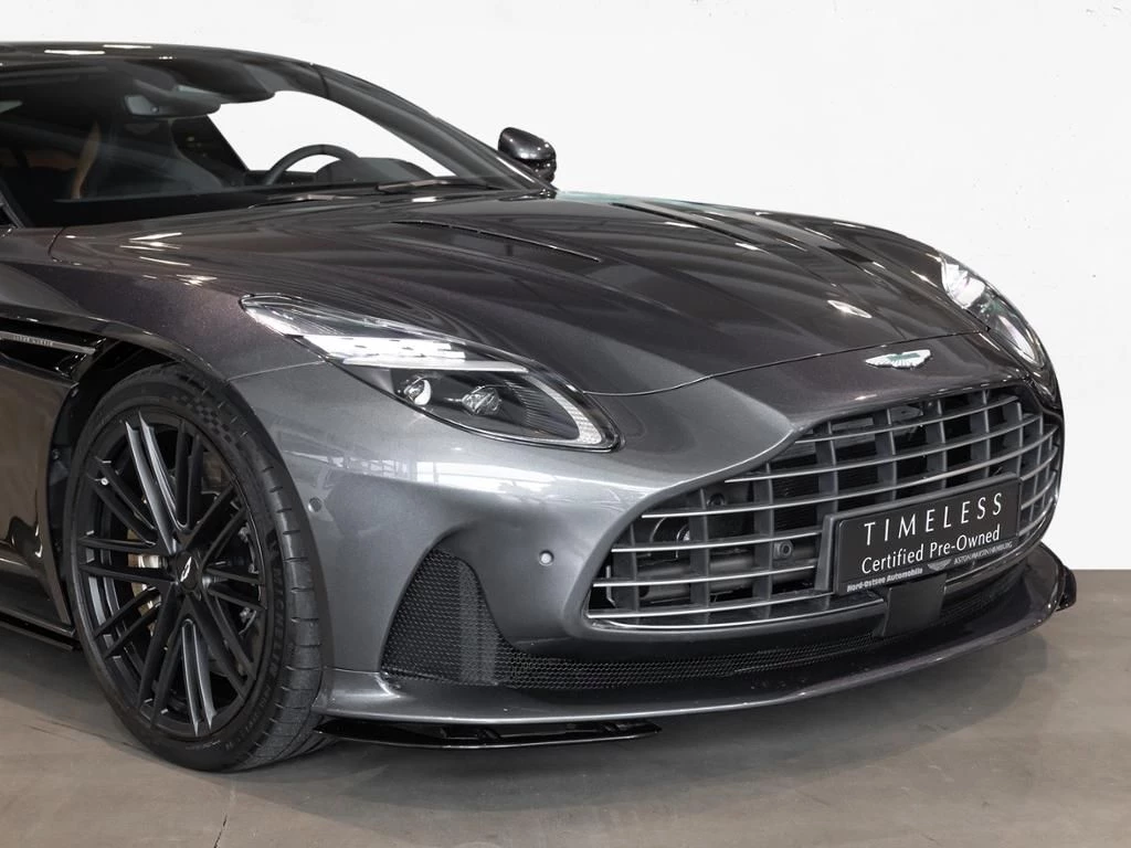 Aston Martin DB12 Coupe Aston Martin Hamburg