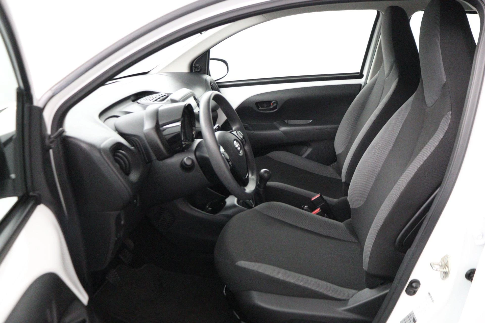 Toyota Aygo 1.0 VVT-i x-fun |