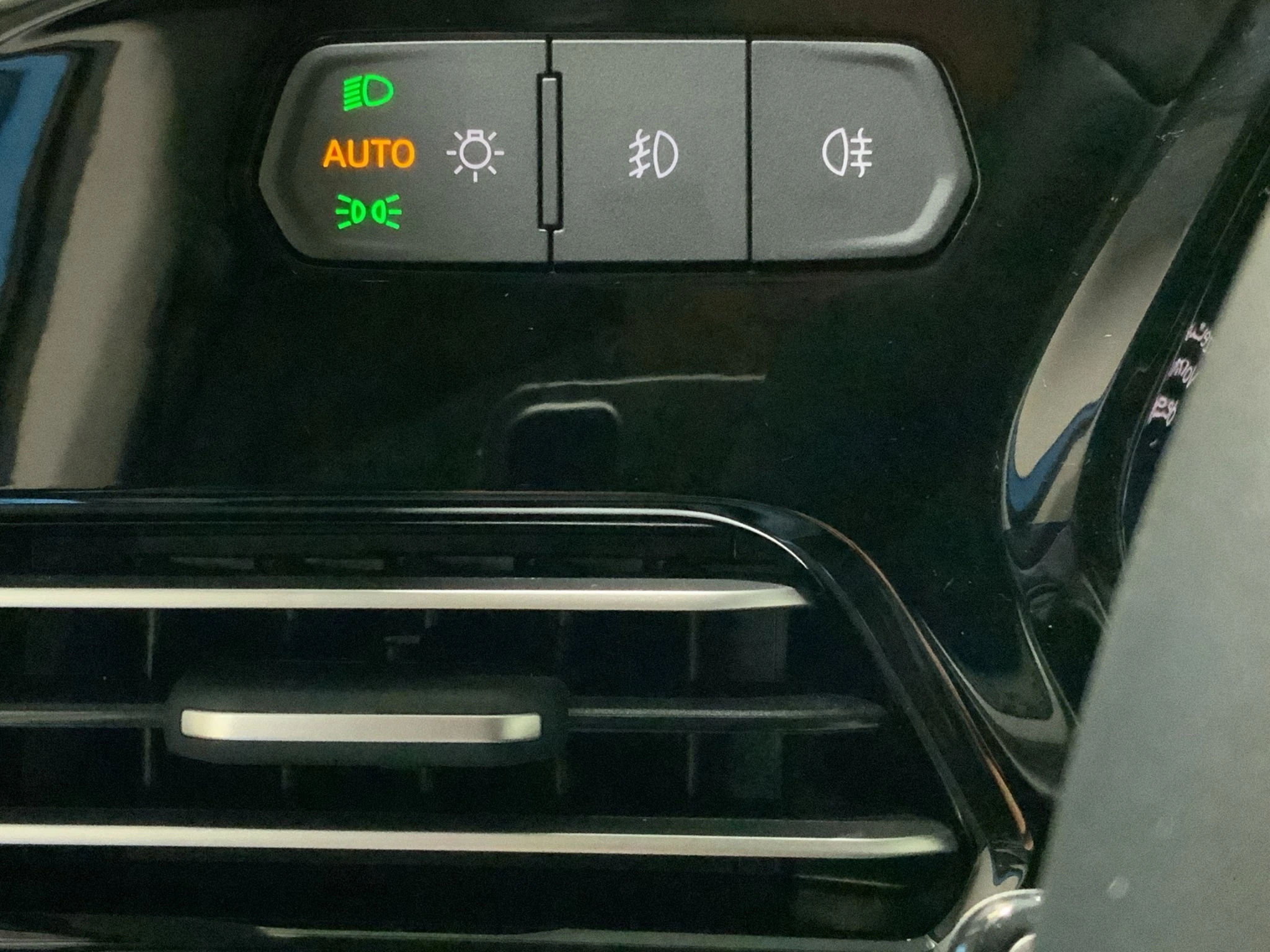 Ford-Tourneo Connect-image-22