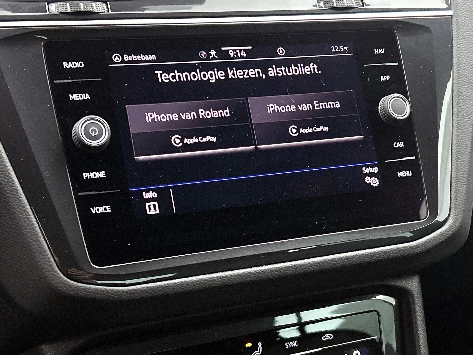 Volkswagen-Tiguan-image-14