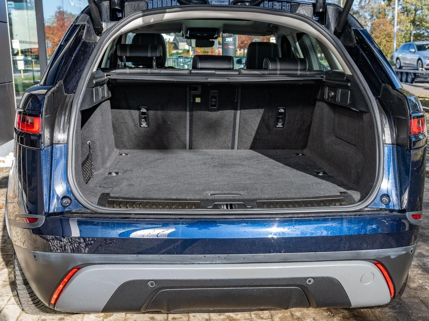 Land Rover-Range Rover Velar-image-22