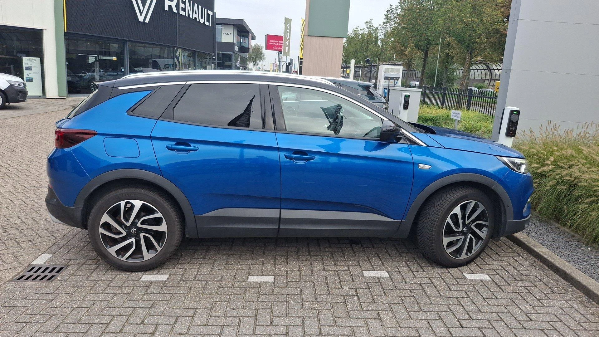 Opel-Grandland X-image-6